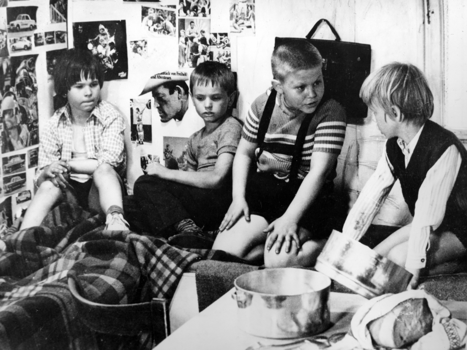 Magyarország, Kovács Krisztián (Kisrece), ?, Berkes Gábor (Süle), ? a Keménykalap és krumpliorr című film szereplői., 1973, Ráday Mihály, Fortepan #158626