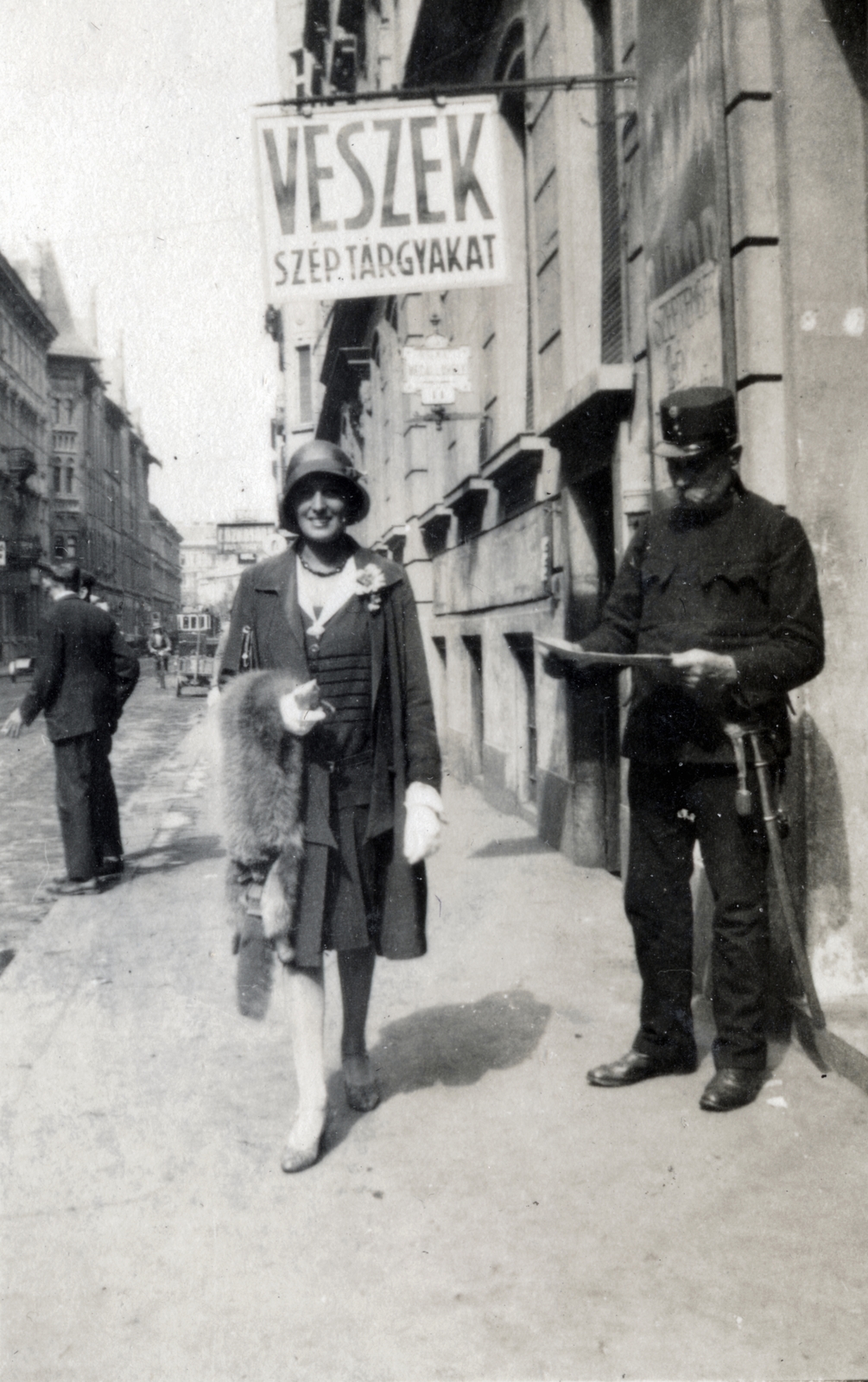 Hungary, Budapest IX., Lónyay utca a Mátyás utca felől a Kálvin tér felé nézve., 1929, Ráday Mihály, soldier, Budapest, Fortepan #158828