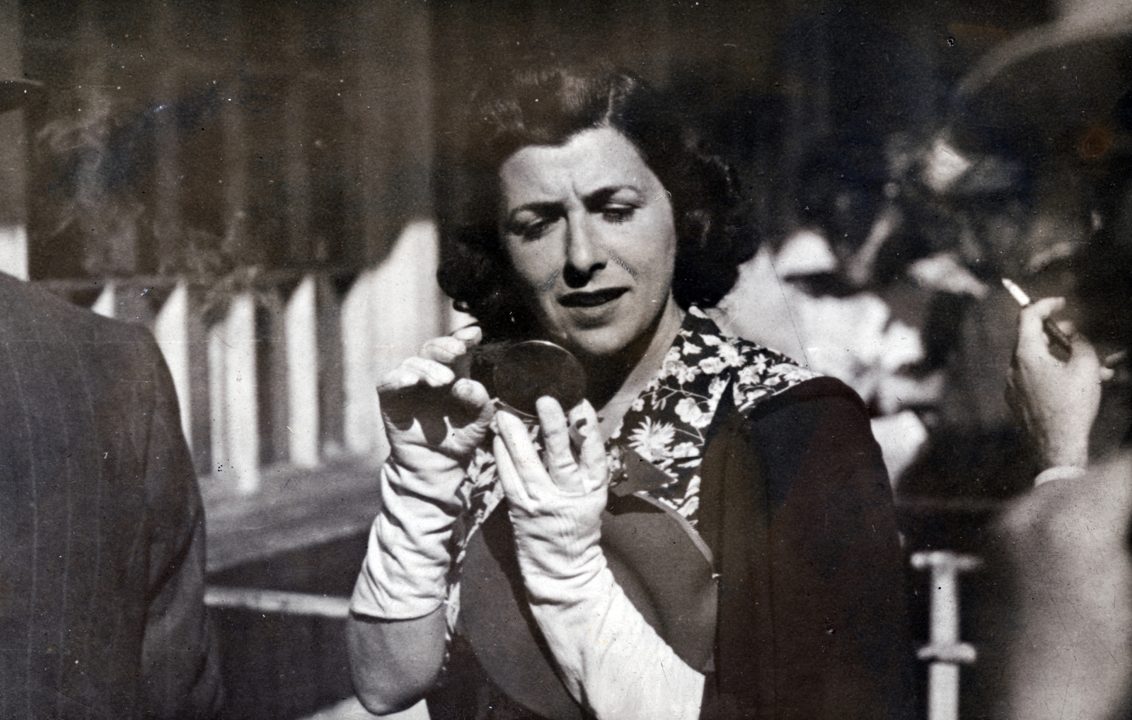 1941, Ráday Mihály, mirror, gloves, Fortepan #158878