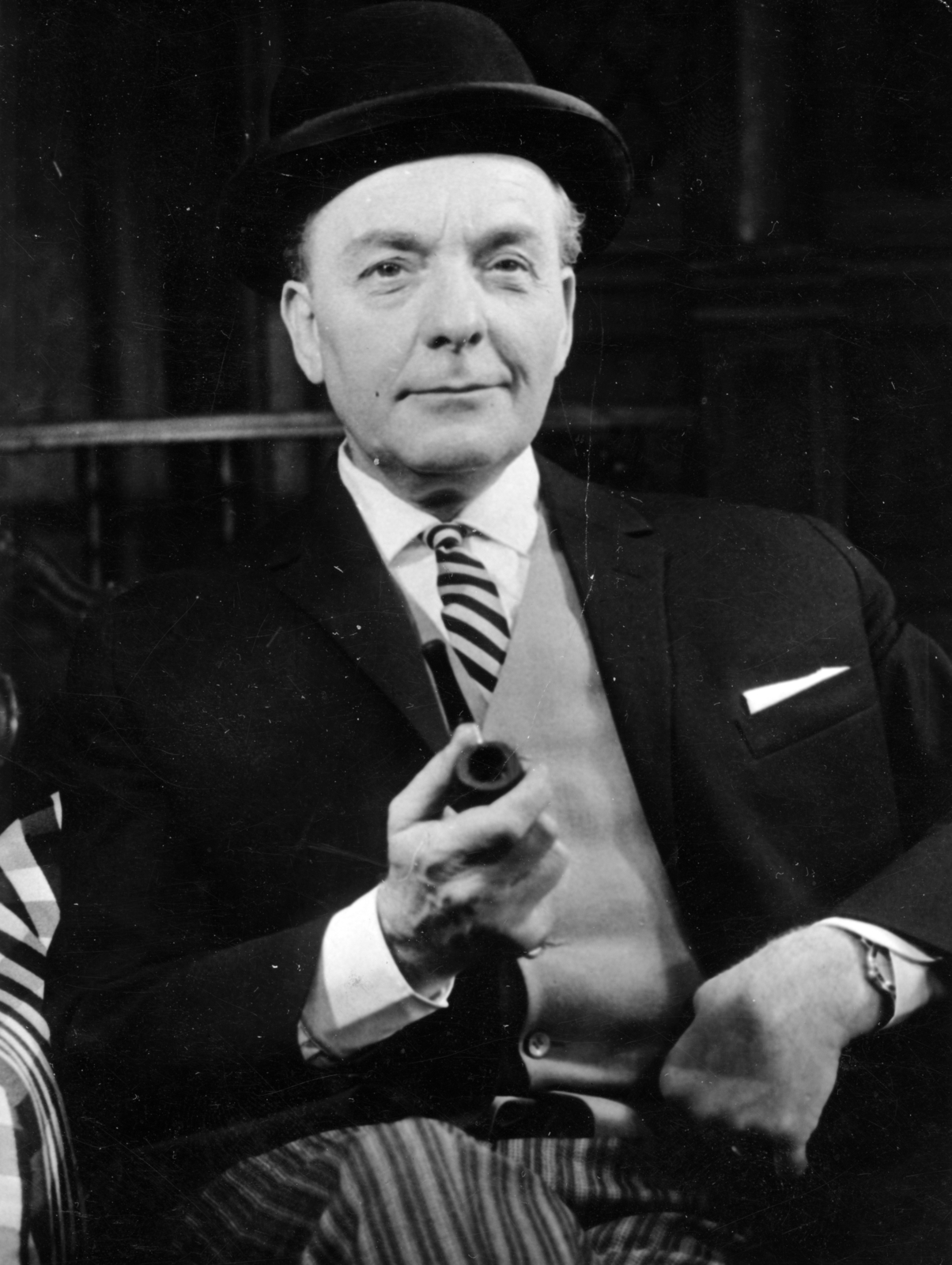 Magyarország, Budapest XIII., József Attila Színház, Ráday Imre színművész Priestley, J. B. : Mr. Kettle és Mrs. Moon botrányos esete című komédiájában., 1963, Ráday Mihály, Budapest, Fortepan #158917