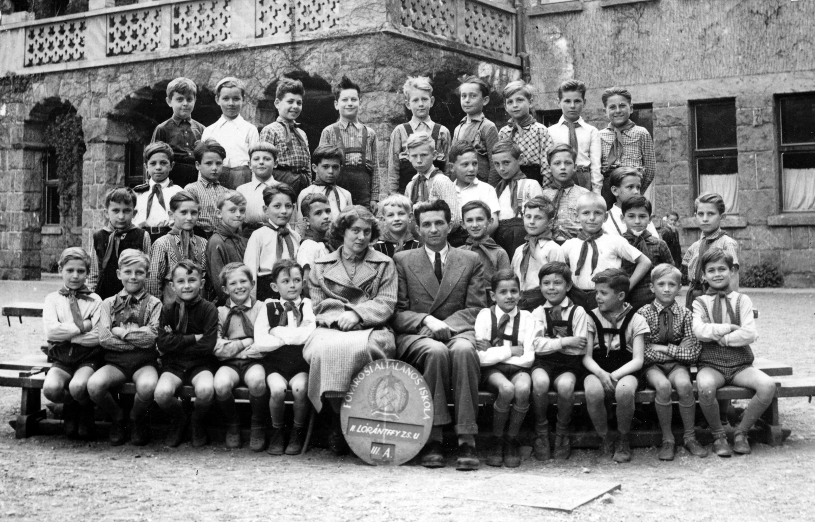 Hungary, Budapest II., Lorántffy Zsuzsanna utca 3., csoportkép egy általános iskolai alsótagozatos osztályról (később Baár-Madas Református Gimnázium, Általános Iskola és Diákotthon)., 1954, Ráday Mihály, Budapest, class photo, Fortepan #159056