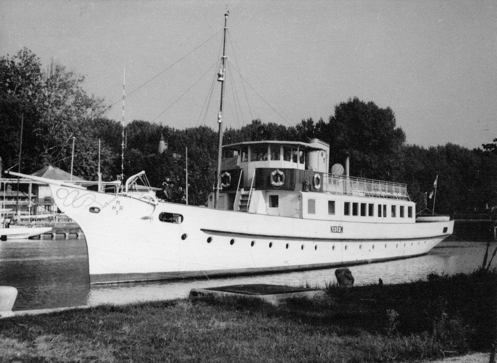 Magyarország,Balaton, Siófok, a Kelén motoros személyhajó a kikötőben., 1963, Erdős Ferenc, Fortepan #159205