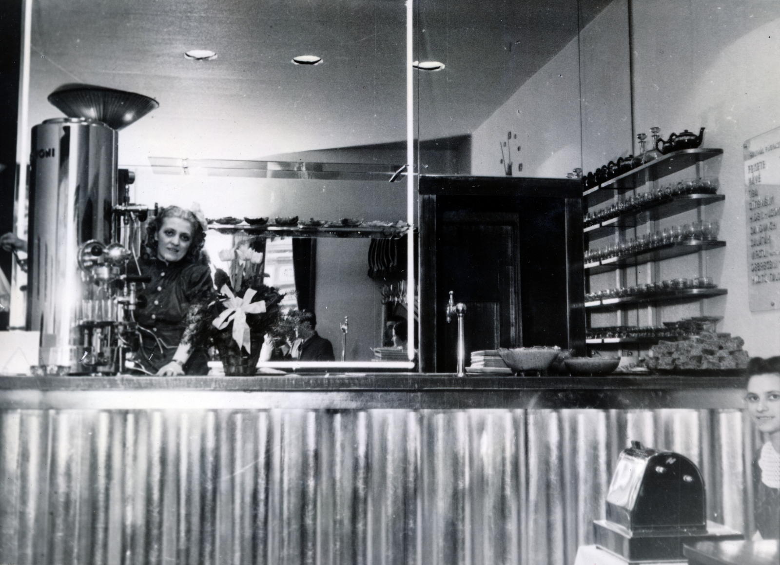 Magyarország, Budapest VII., Dohány utca 84., Bohém eszpresszó., 1940, Lugosi Szilvia, Budapest, Fortepan #159292