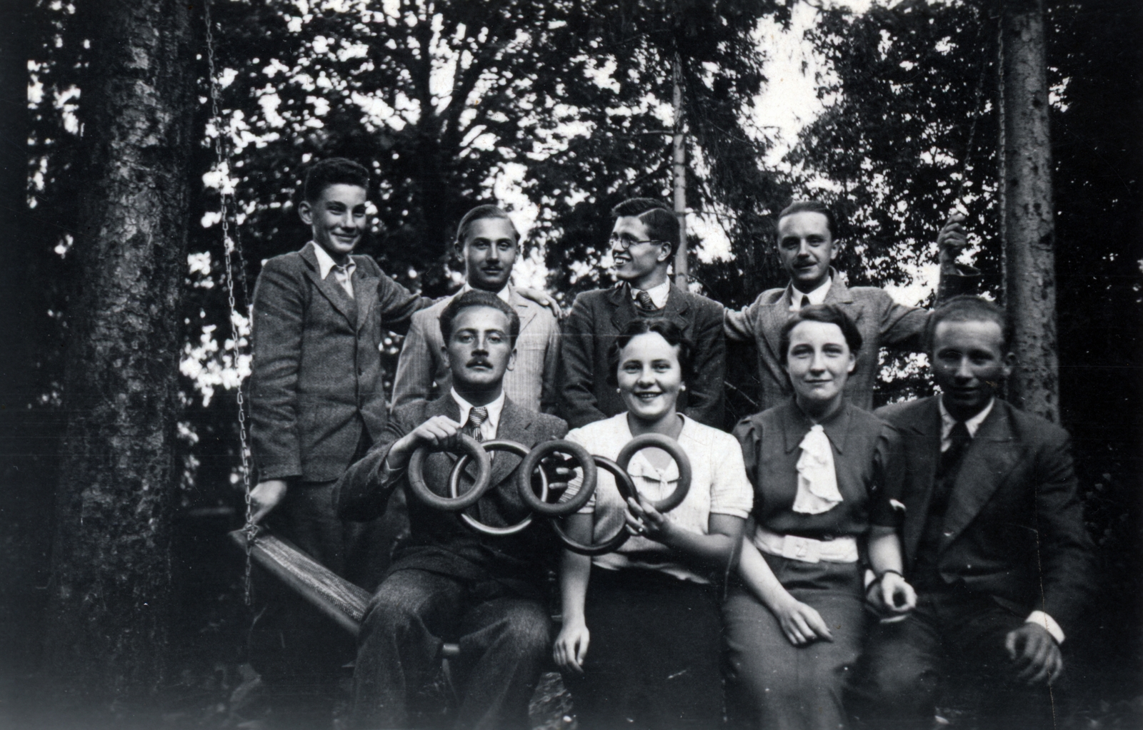 Hungary, Kecskemét, 1937, Lehoczky Feodóra, tableau, olympic symbols, Fortepan #160014