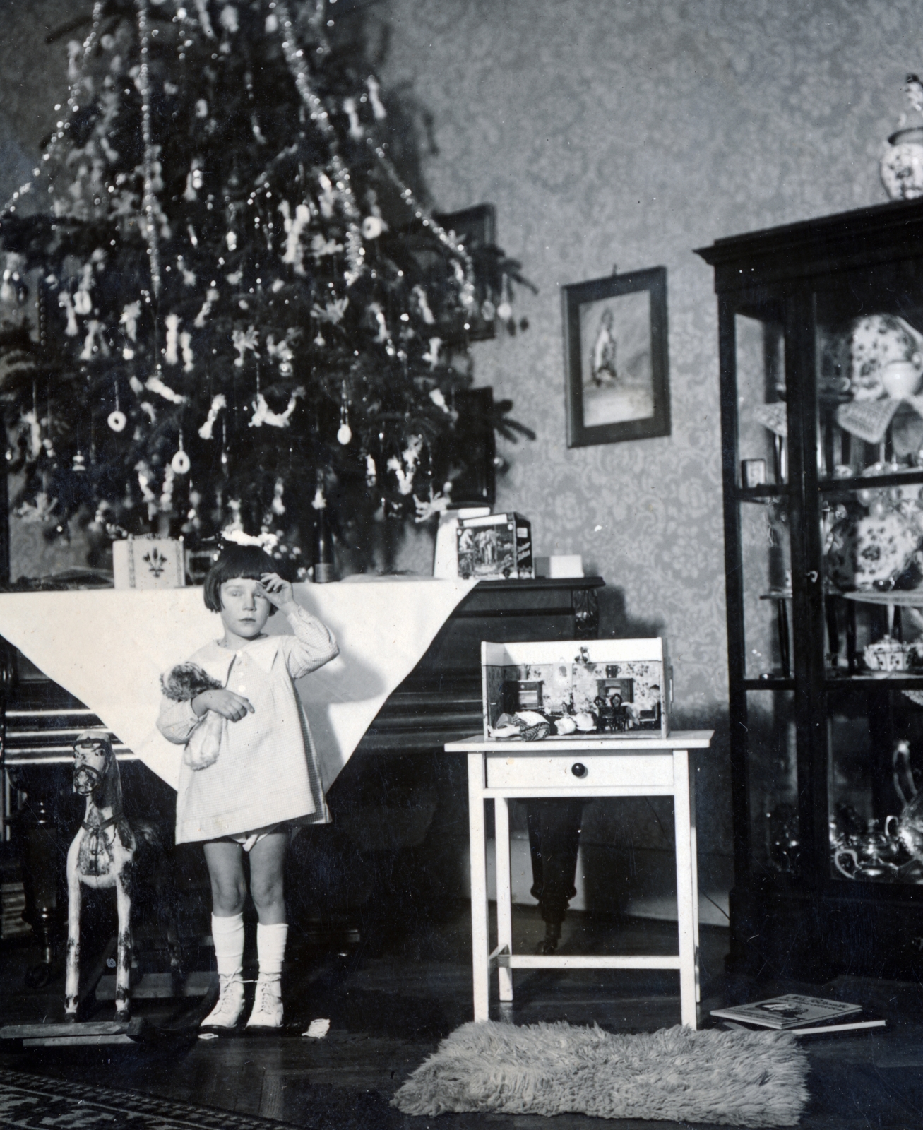 1932, Boda Balázs, kitchen stool, girl, hobby horse, piano, present, christmas tree, Fortepan #160392