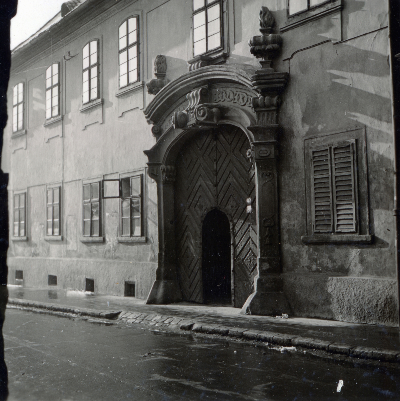 Hungary, Budapest II., Medve utca 4., 1938, Boda Balázs, Budapest, gate, arch, architectural ornament, window, Fortepan #160475
