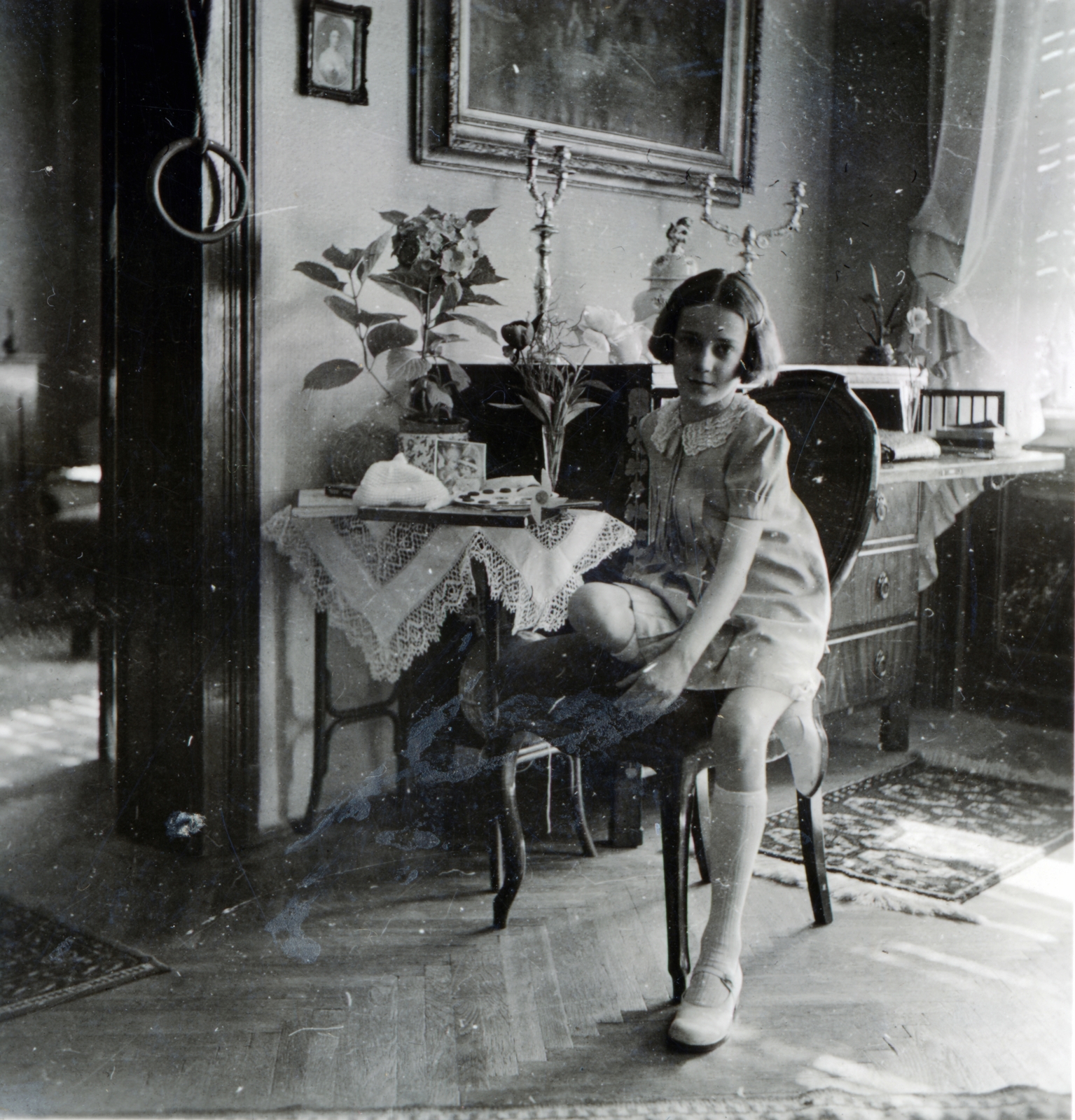 1938, Boda Balázs, lány, enteriőr, ül, Fortepan #160512