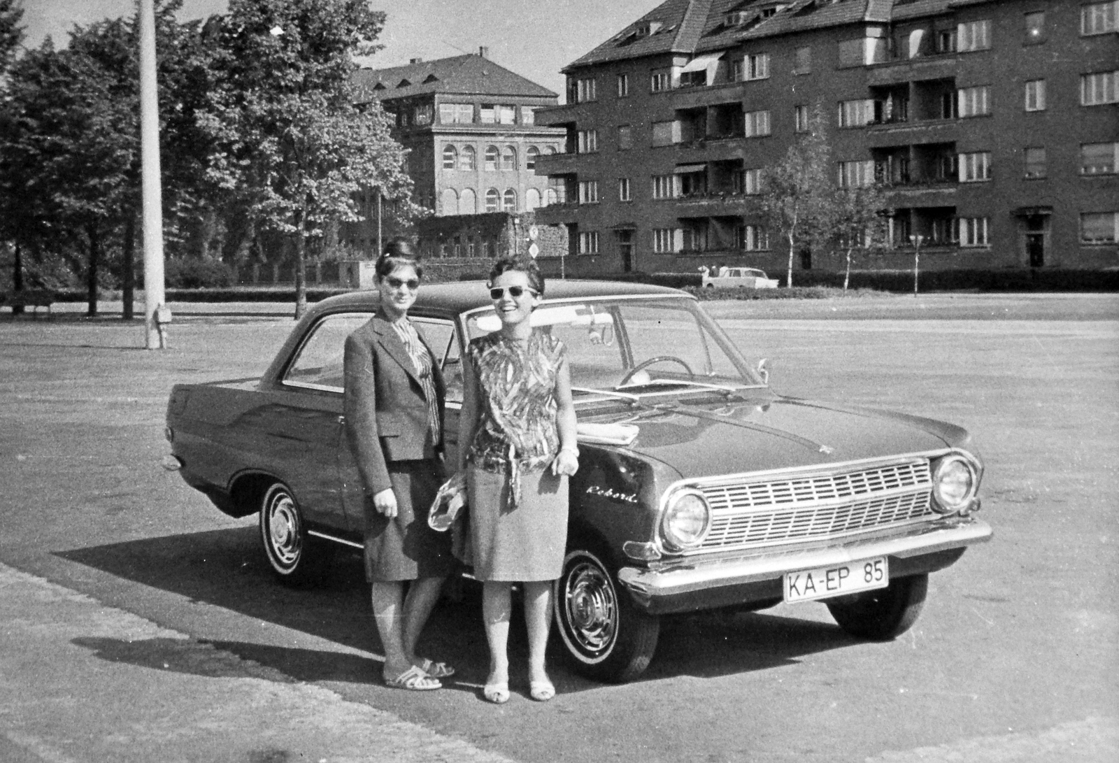 Opel Rekord A tipusú személygépkocsi., 1963, Szilágyi Csaba, transport, German brand, Opel-brand, automobile, number plate, Fortepan #16053