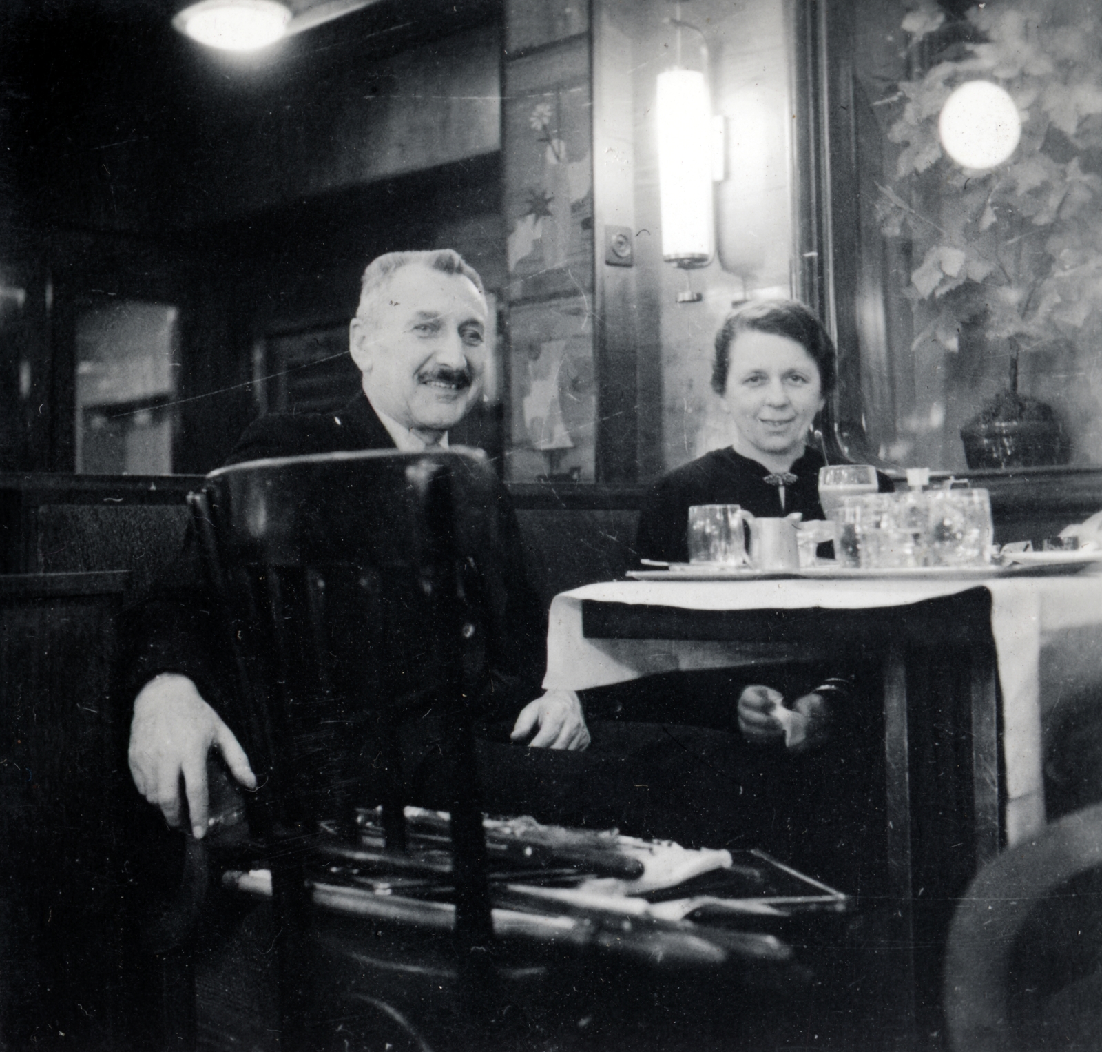 1940, Boda Balázs, újságlapozó, kávéház, Fortepan #160663