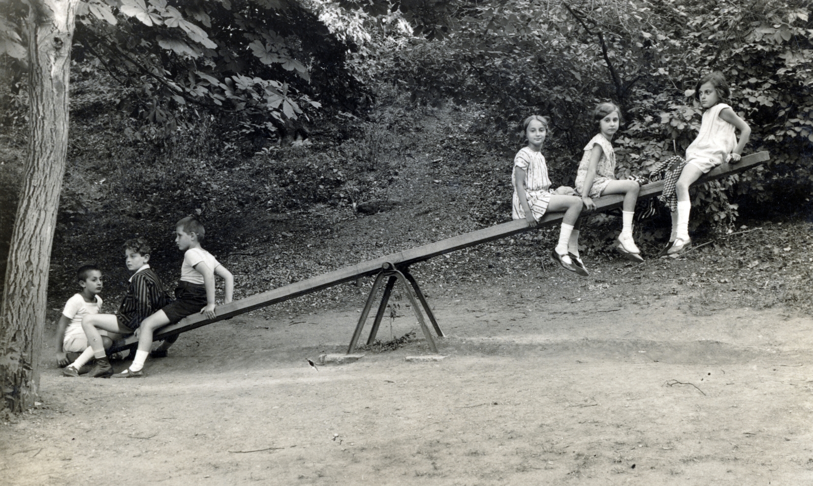 Hungary, Budapest XII., Zugliget, Remete út 18., Dr. Révész Margit Gyermekszanatórium., 1929, Nagy Krisztina - Nagy Boldizsár, Budapest, seesaw, Fortepan #161053