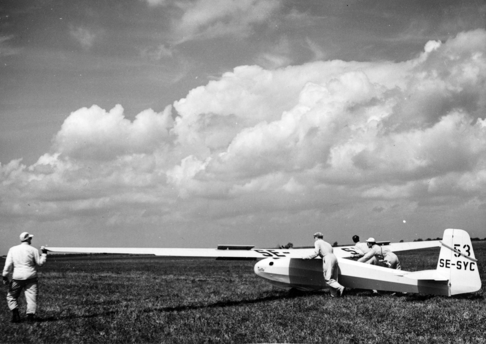 Poland, Leszno, Leszno-Strzyżewice Repülőtér, VII. Vitorlázórepülő Világbajnokság., 1958, Sugár Ferenc, sky, airplane, Fortepan #161260