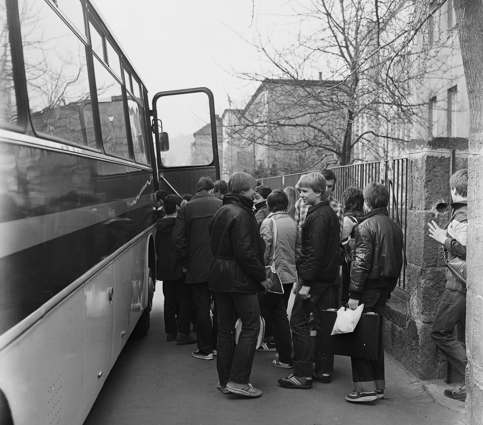 Hungary, Budapest XI., Bocskai út a Tas vezér utcánál., 1983, MHSZ, bus, Hungarian brand, Ikarus-brand, Budapest, Fortepan #16128