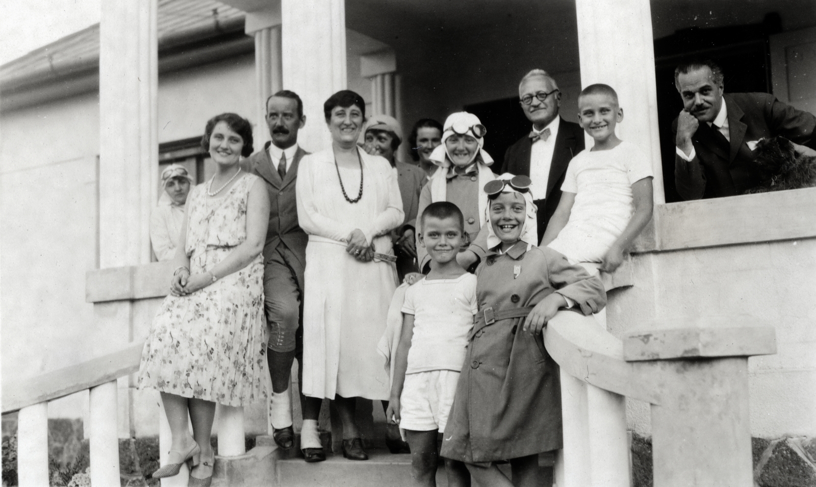 1930, Korbuly család, motoros szemüveg, lépcső, család, Fortepan #161609