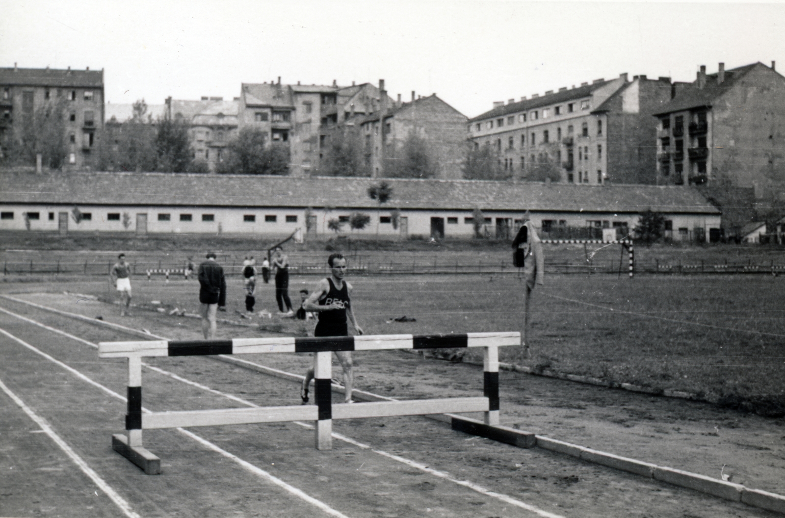 Hungary, Budapest XI., Kőrösy József (Mező) utca, BEAC pálya., 1962, Rédei Mária, Budapest, pitch, Fortepan #161630