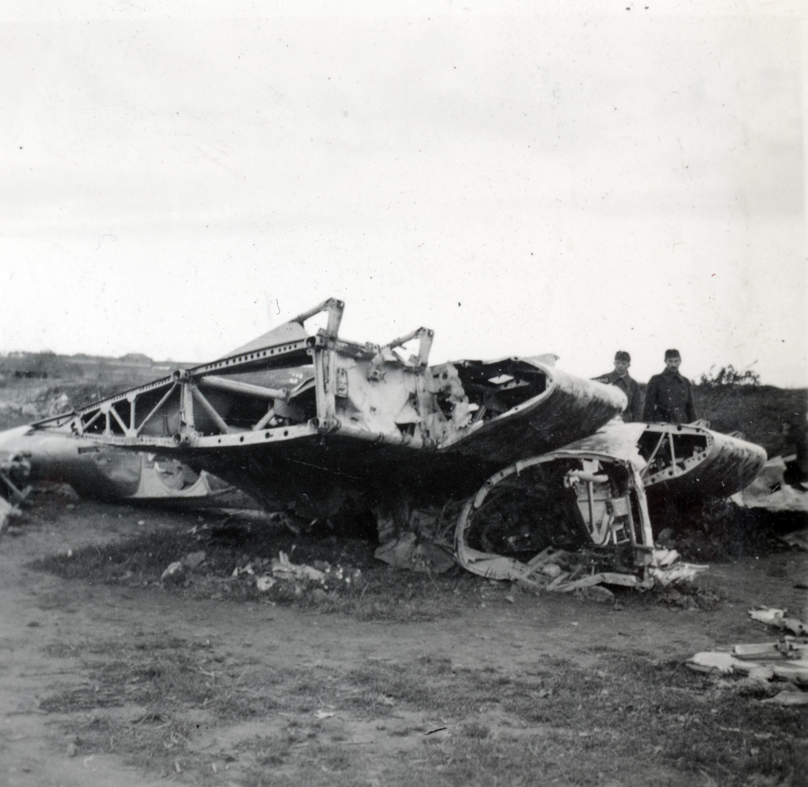 Ukraine, 1942, Kiss Endre, wreck, Fortepan #161949