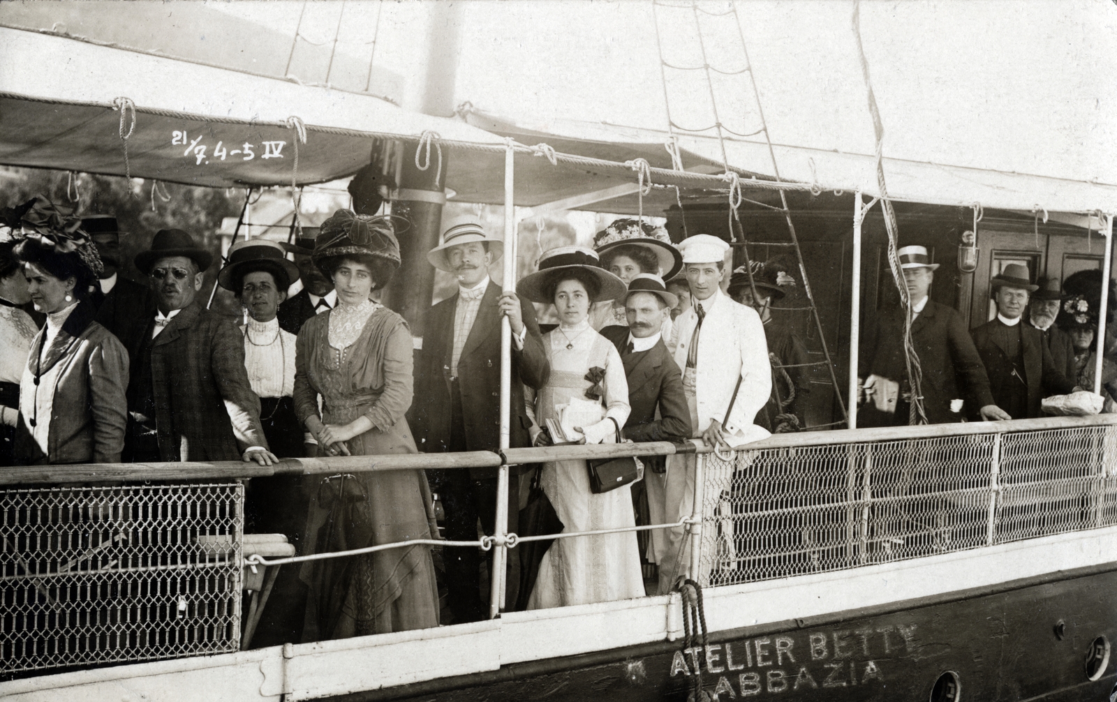 Croatia,Adriatic Sea, Opatija, kikötő, utasok egy gőzös fedélzetén., 1912, Gara család, boat trip, Fortepan #162653