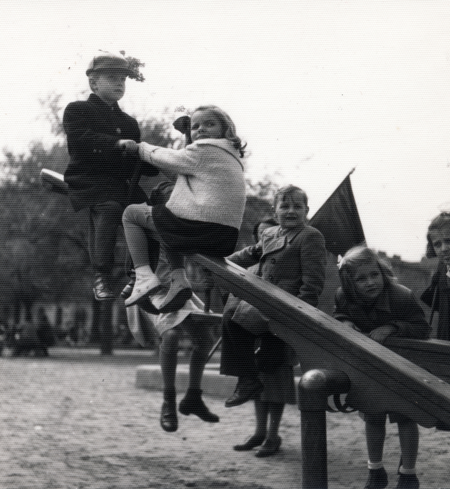 1950, Gara Andor, seesaw, kids, playground, looking back, Fortepan #162662