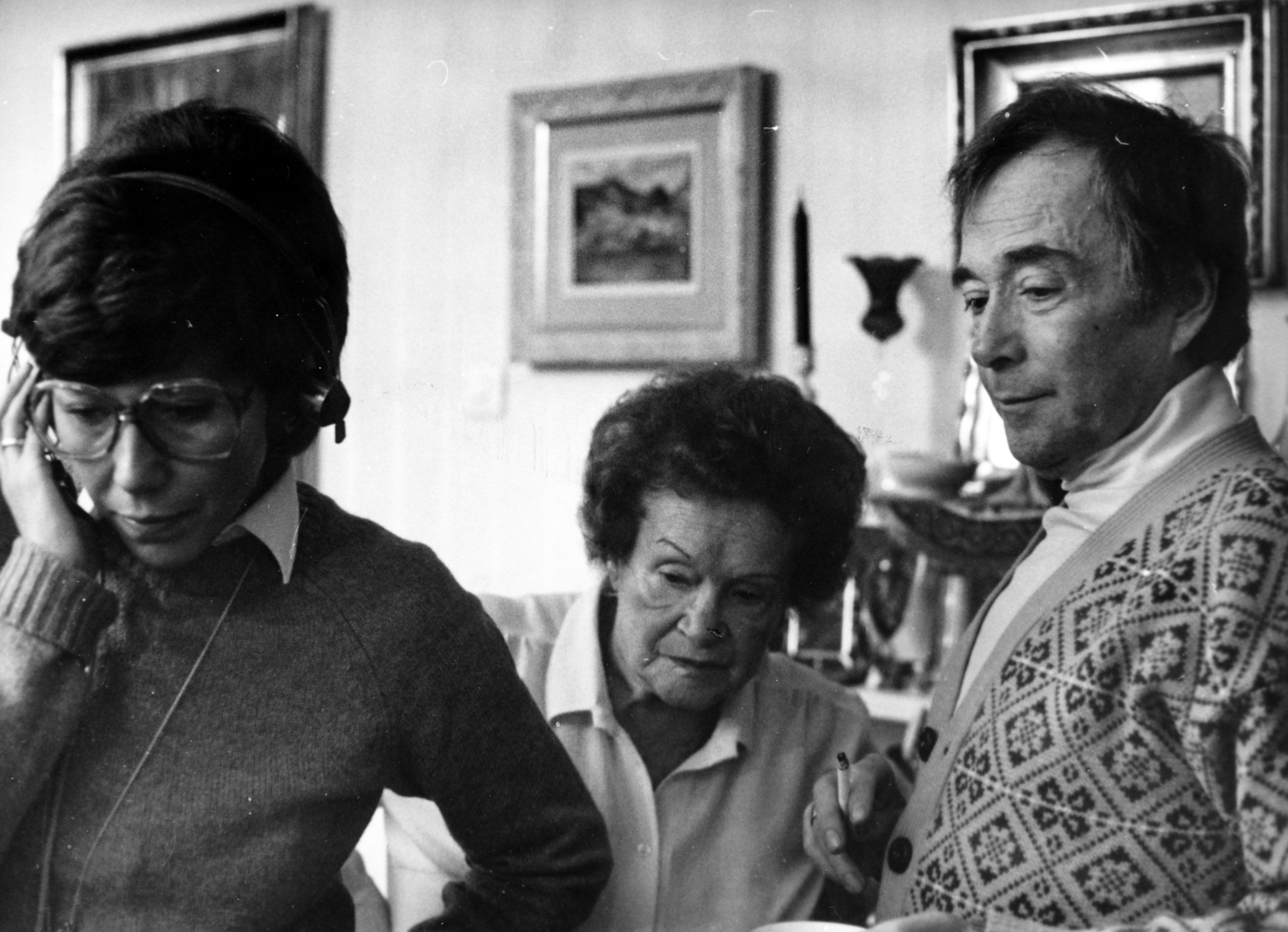 Hungary, Szegvári Katalin riporter Márkus Lászlóval és a színművész édesanyjával., 1982, Bakos László, Fortepan #163381