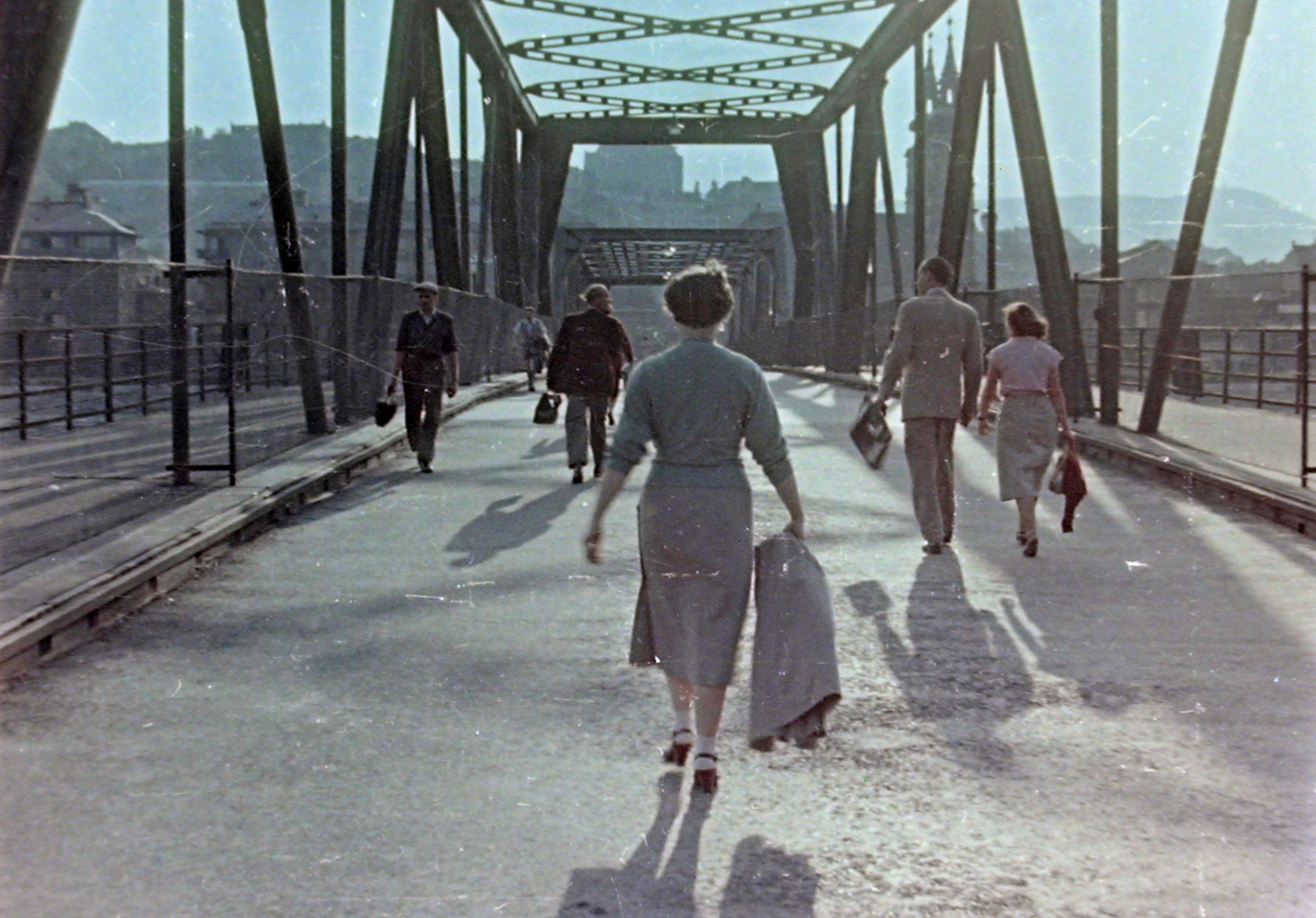 Hungary, Budapest, Kossuth híd a Bem rakpart felé nézve., 1959, Kurutz Márton, Kossuth-bridge, colorful, bridge, Fortepan #16360