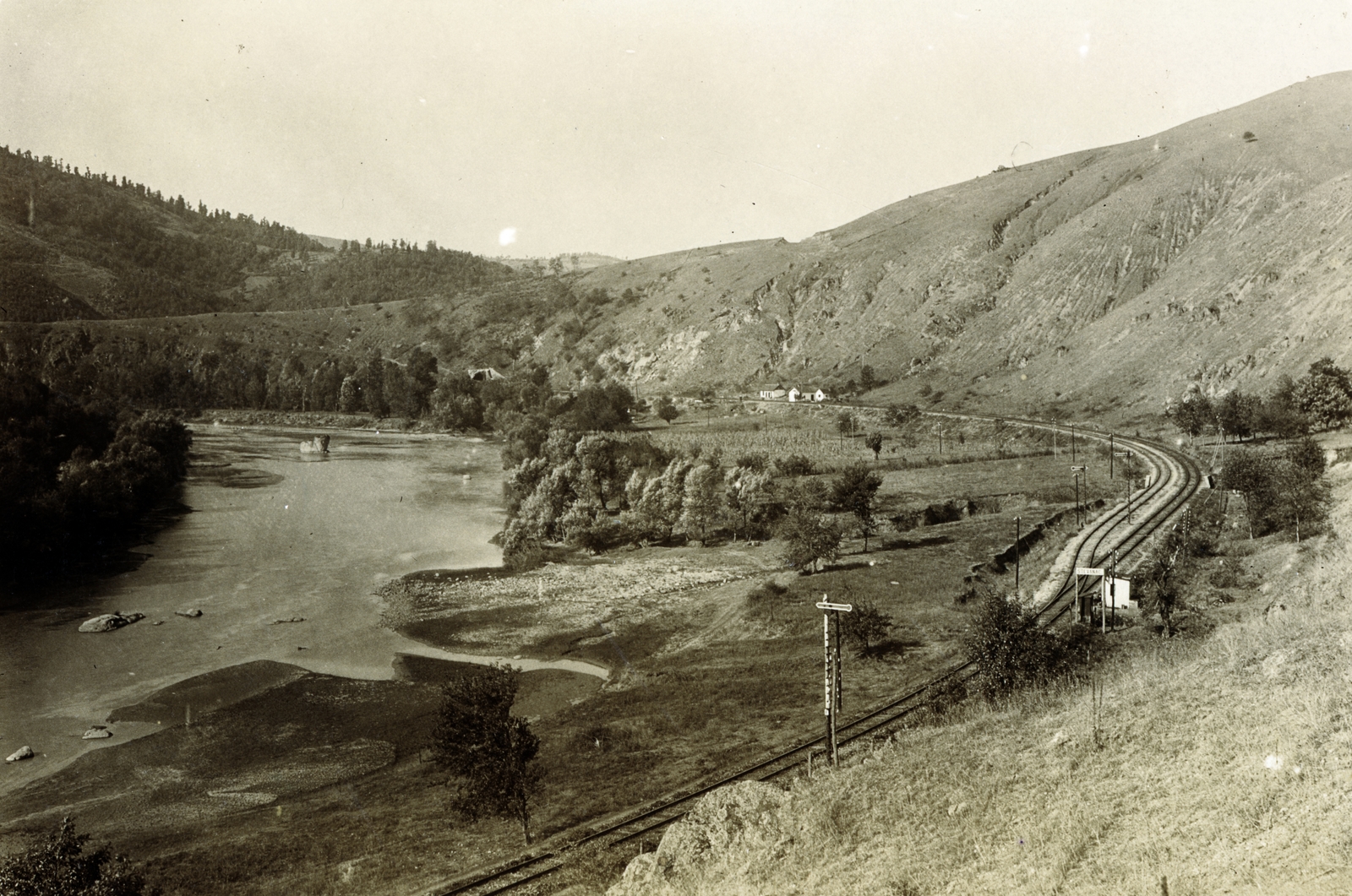 Serbia, Stalać, Stevanac vasúti megállóhely a Déli-Morava völgyében., 1917, Wittner Lucia, Fortepan #163610