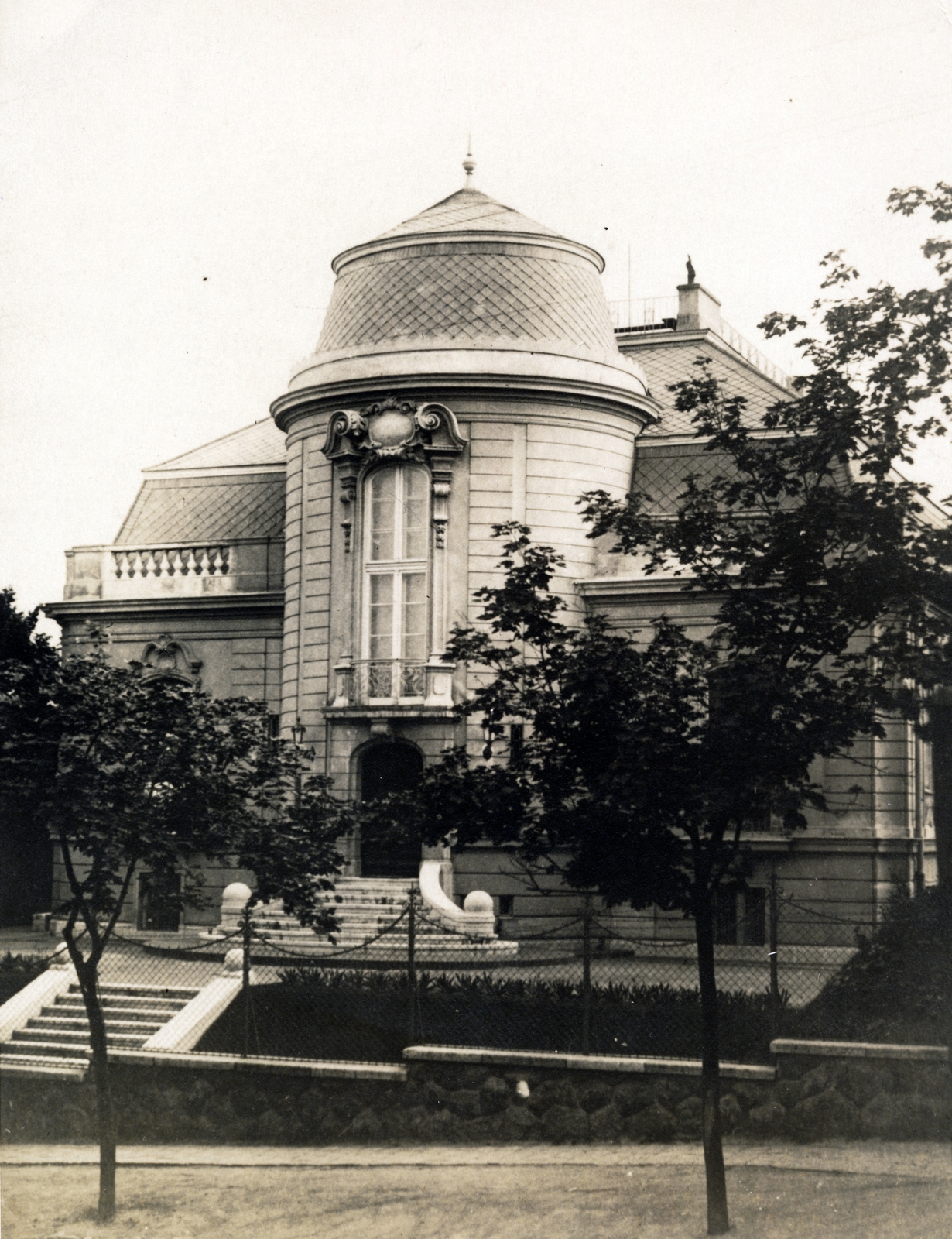 Hungary, Budapest XII., Istenhegyi út 8., a Györgyi-villa., 1926, Suzanne Lorant, fence, Haidekker-brand, Budapest, Fortepan #163684