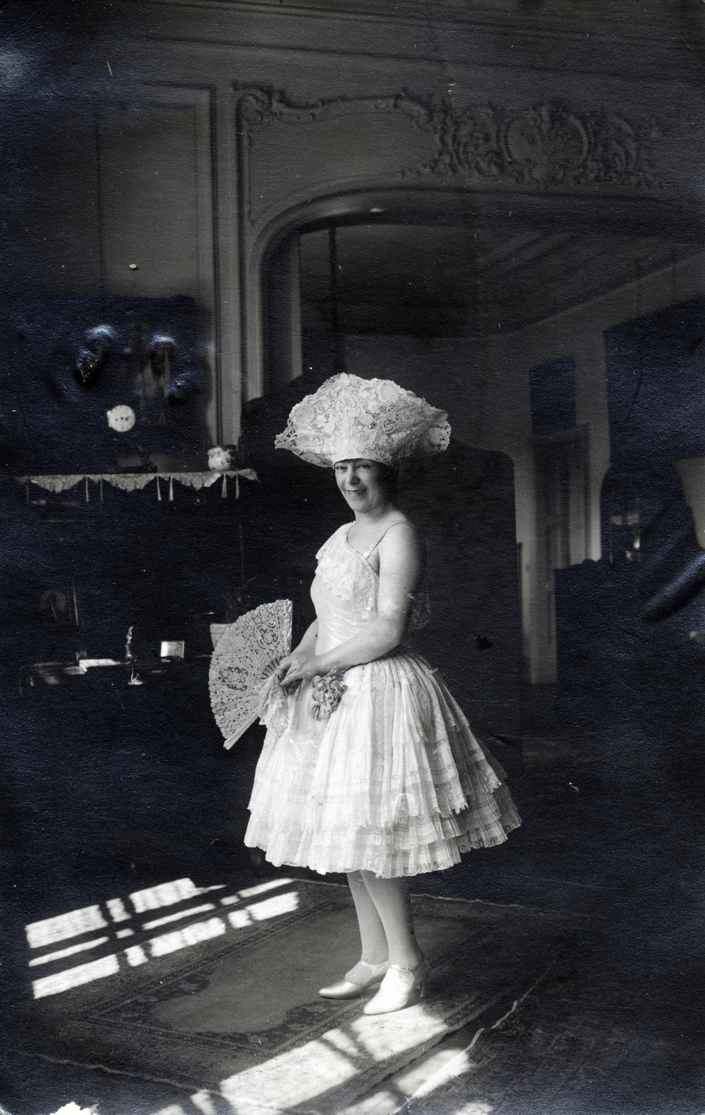 1922, Suzanne Lorant, fan, Fortepan #163695