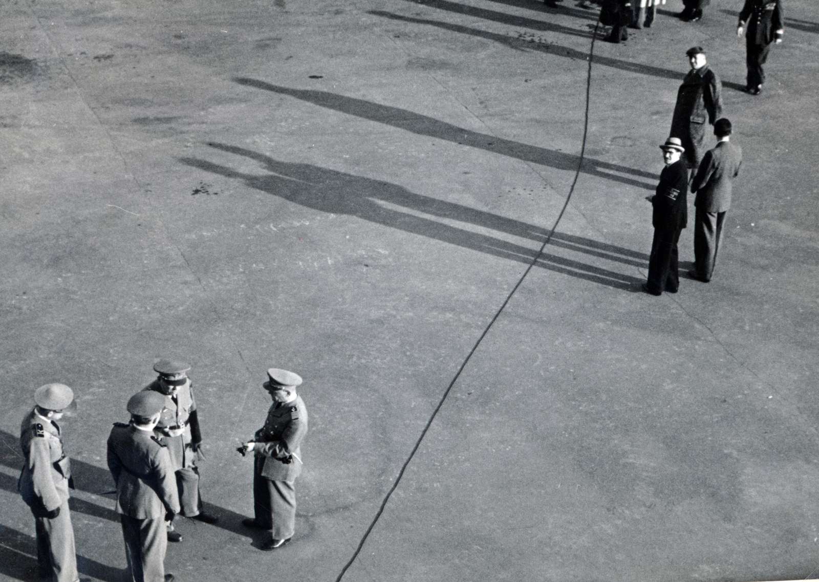 Hungary, Budaörs Airport, Budapest XI., a felvétel az első menetrendszerű repülőgép Erdélybe történő indulása napján készült, 1940. szeptember 27-én., 1940, Fadgyas Bence, Budapest, Fortepan #163873
