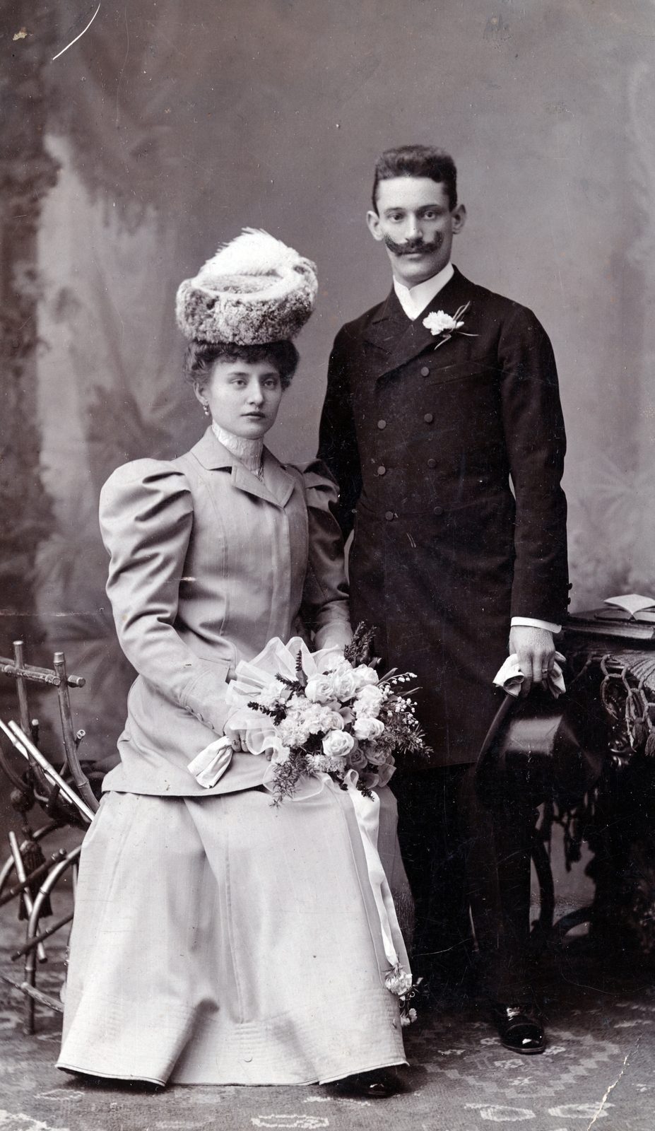 1900, Artkraft, hat in hand, fur, moustache, couple, double portrait, Fortepan #164034
