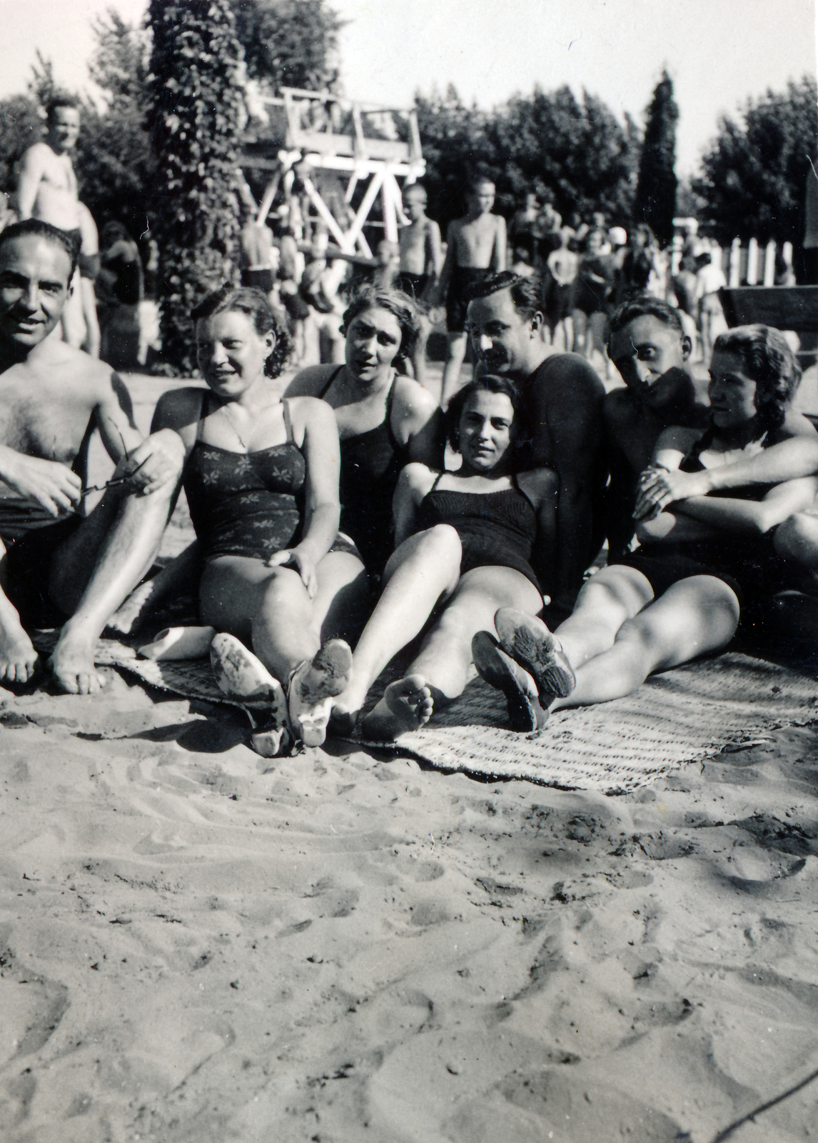 Magyarország, Margitsziget, Budapest, Palatinus Strandfürdő, strandolók., 1936, Richl Ágnes, fürdőruha, strand, csoportkép, Fortepan #164173