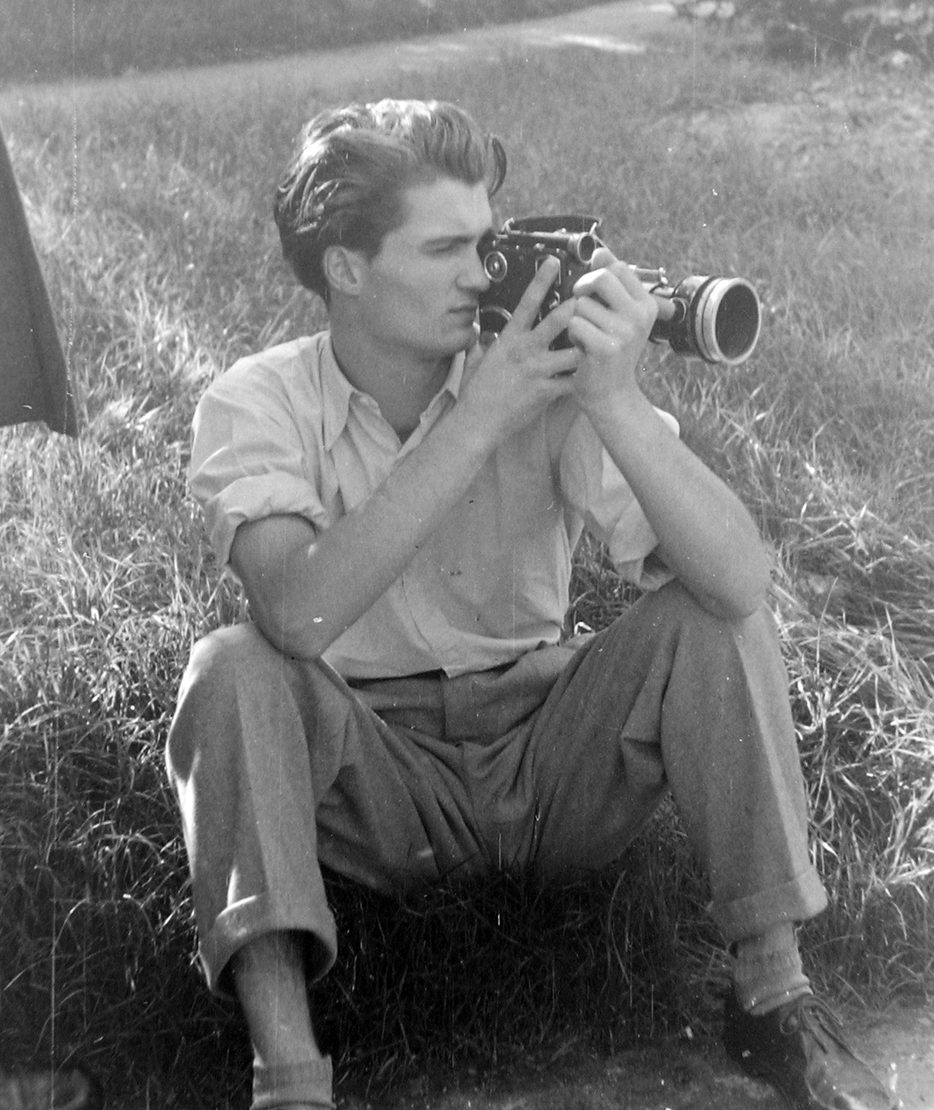 Hungary, a BM Nevelési Alosztályának Filmszolgálata első filmjét Hildebrand István operatőr forgatja., 1948, Magyar Rendőr, portrait, movie camera, amateur film, Fortepan #16453