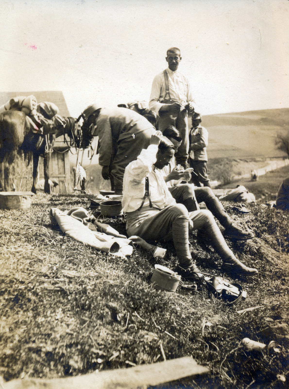 1915, Fedák István, pihenés, lovas, pisztolytáska, sarkantyú, nadrágtartó, első világháború, Fortepan #164558
