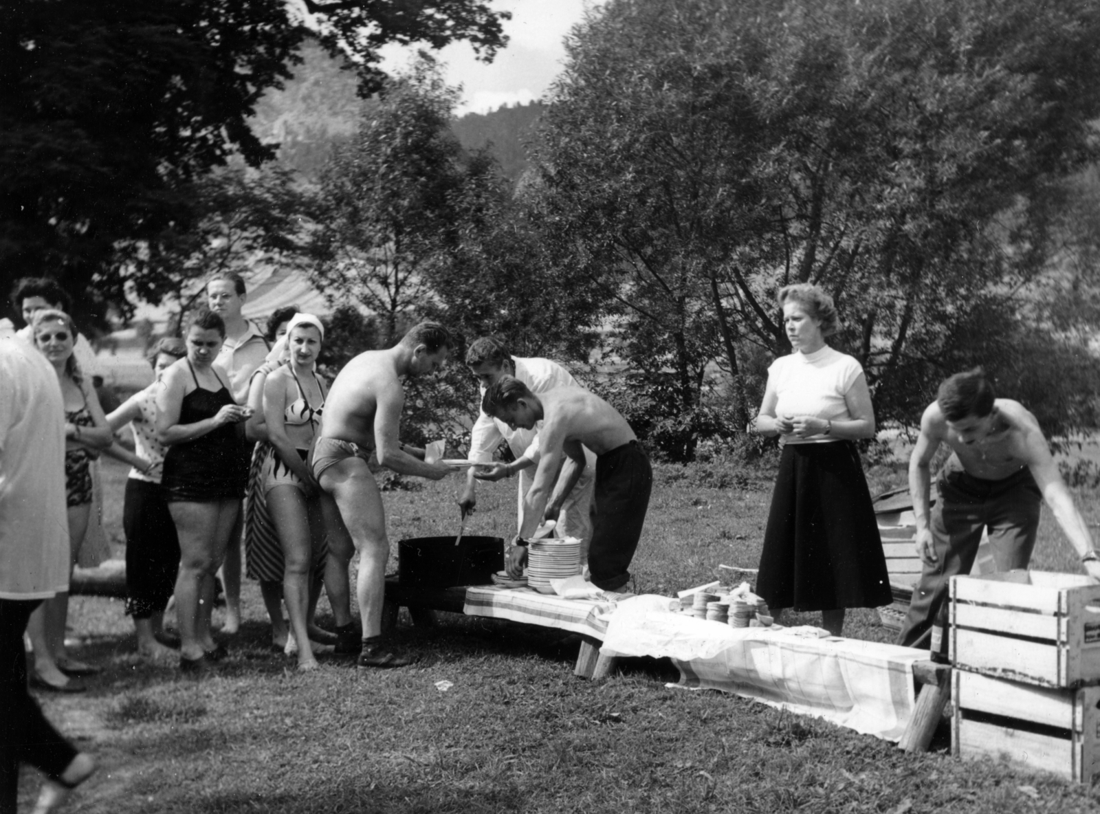 1959, Faragó László, Czechoslovakia, meal, standing in line, Fortepan #164659