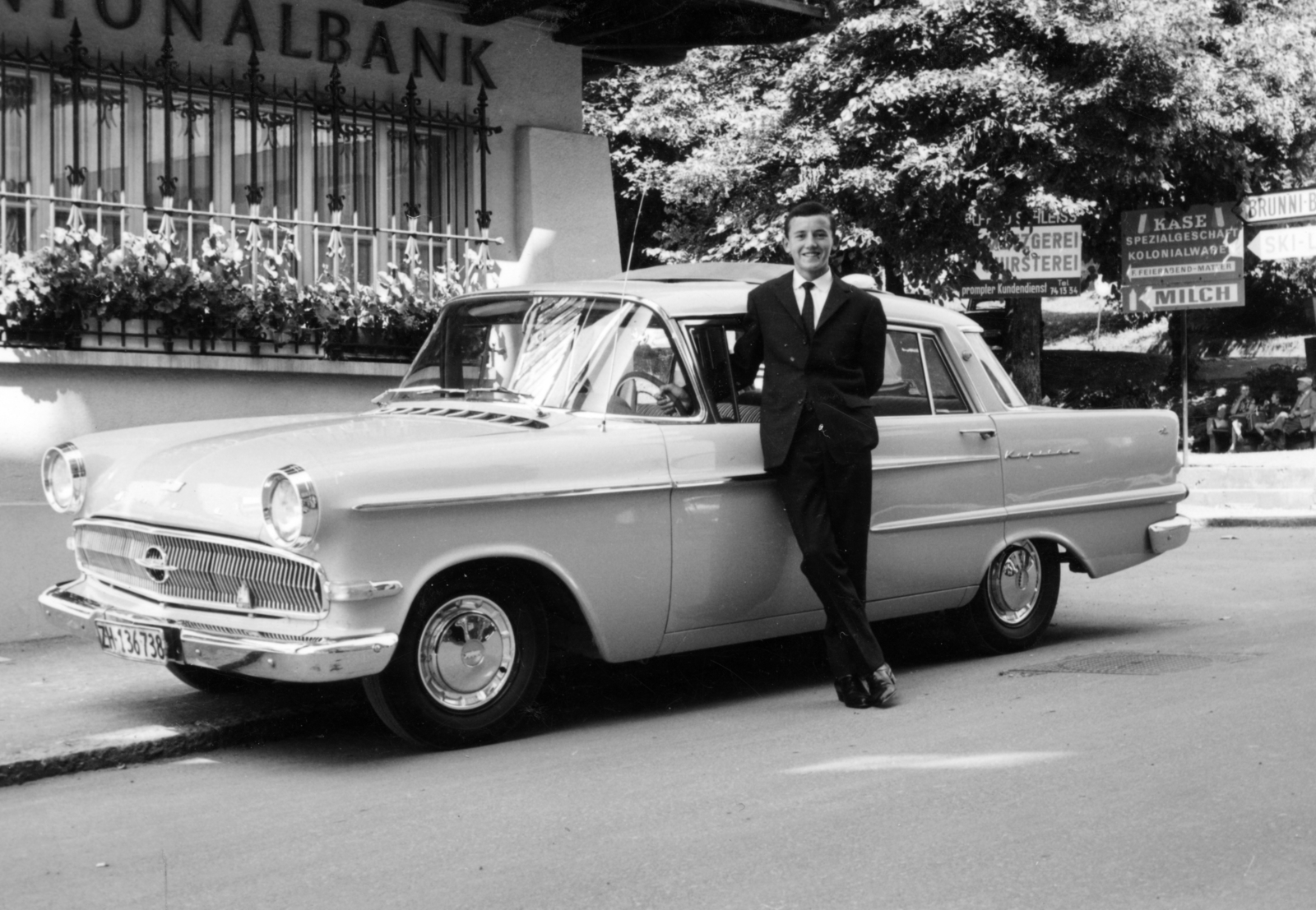 Switzerland, Engelberg, Dorfstrasse – Hinterdorfstrasse sarok., 1964, Bors Anikó, Opel-brand, number plate, Fortepan #165210