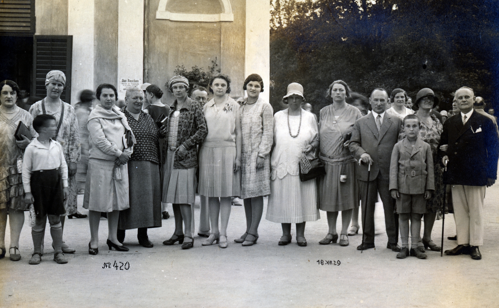 Czech Republik, Františkovy Lázně, a Solný-, és a Luční-forrás oszlopcsarnoka (kolonáda Solného a Lučního pramene)., 1929, Bánfalvi Jánosné, Fortepan #165315