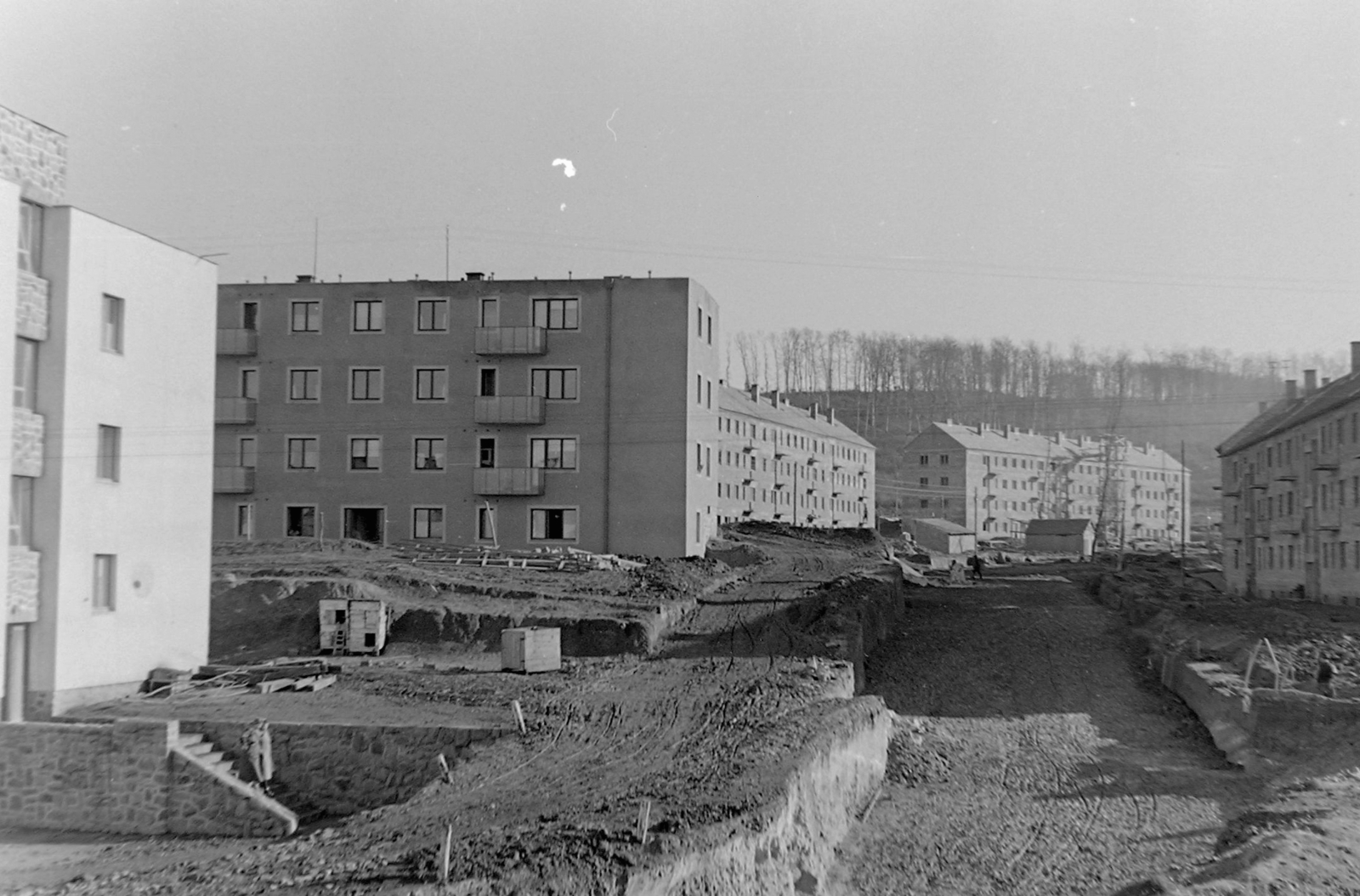 Hungary, Komló, Kökönyös városrész, Jó szerencsét (Sallai Imre) utca a Pécsi út felől., 1951, Magyar Rendőr, blocks, Fortepan #16725