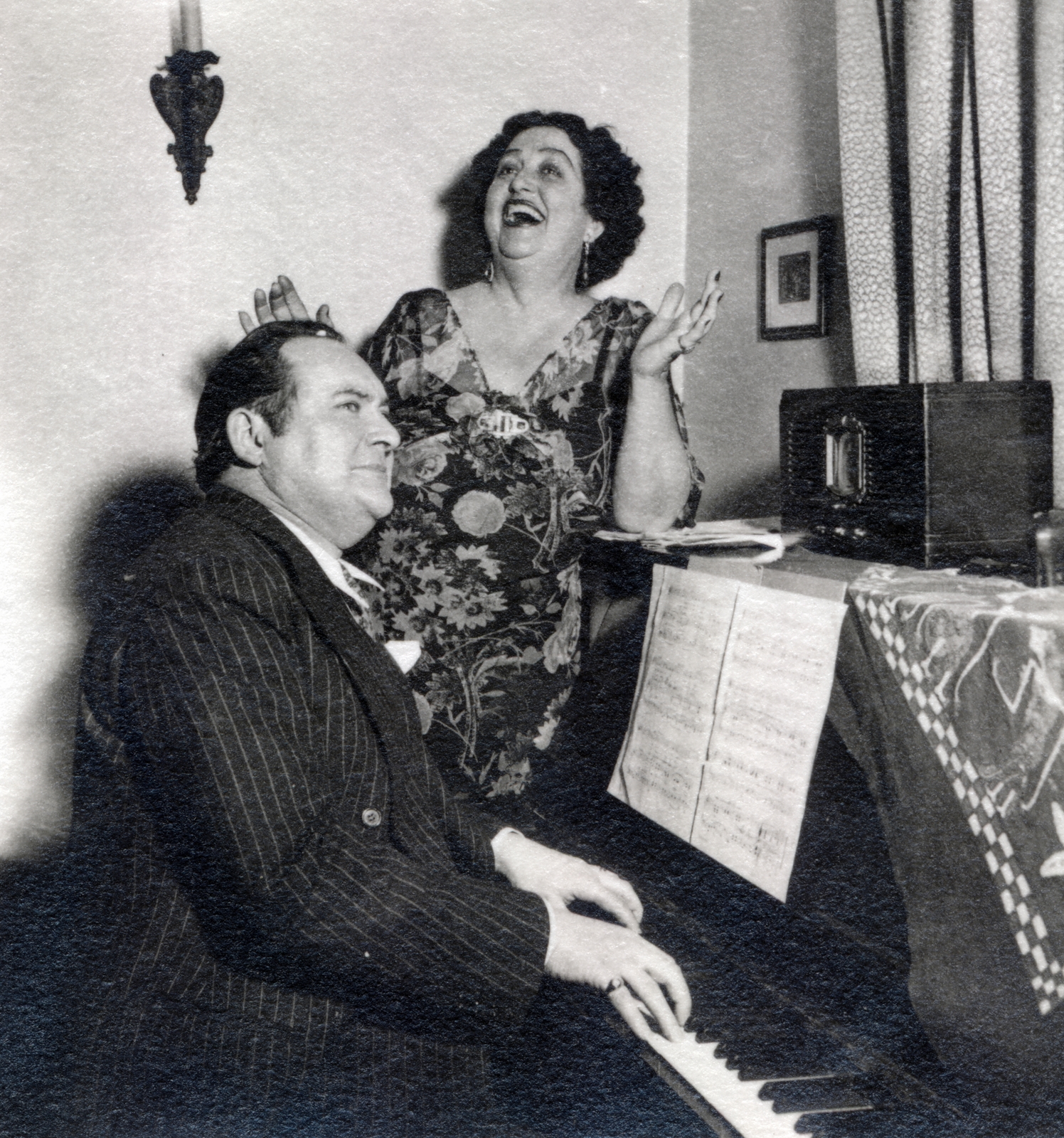 1937, Bősze Ádám, piano, fun, radio, singing, sheet music, Fortepan #170004