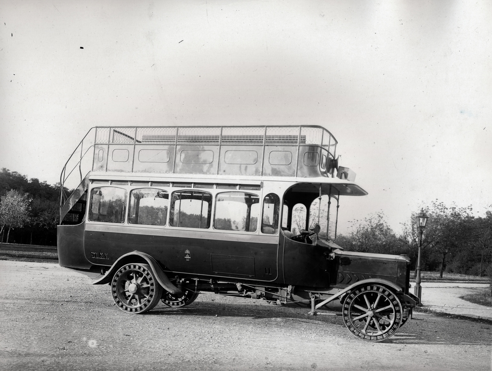 Hungary, Budapest XIV., a Székesfővárosi Közlekedési Vállalat részére szállított 4 darab Ganz-Büssing autóbusz egyike., 1915, Villányi György, bus, double-decker, Ganz-brand, Budapest, SZKV-organisation, Fortepan #170122