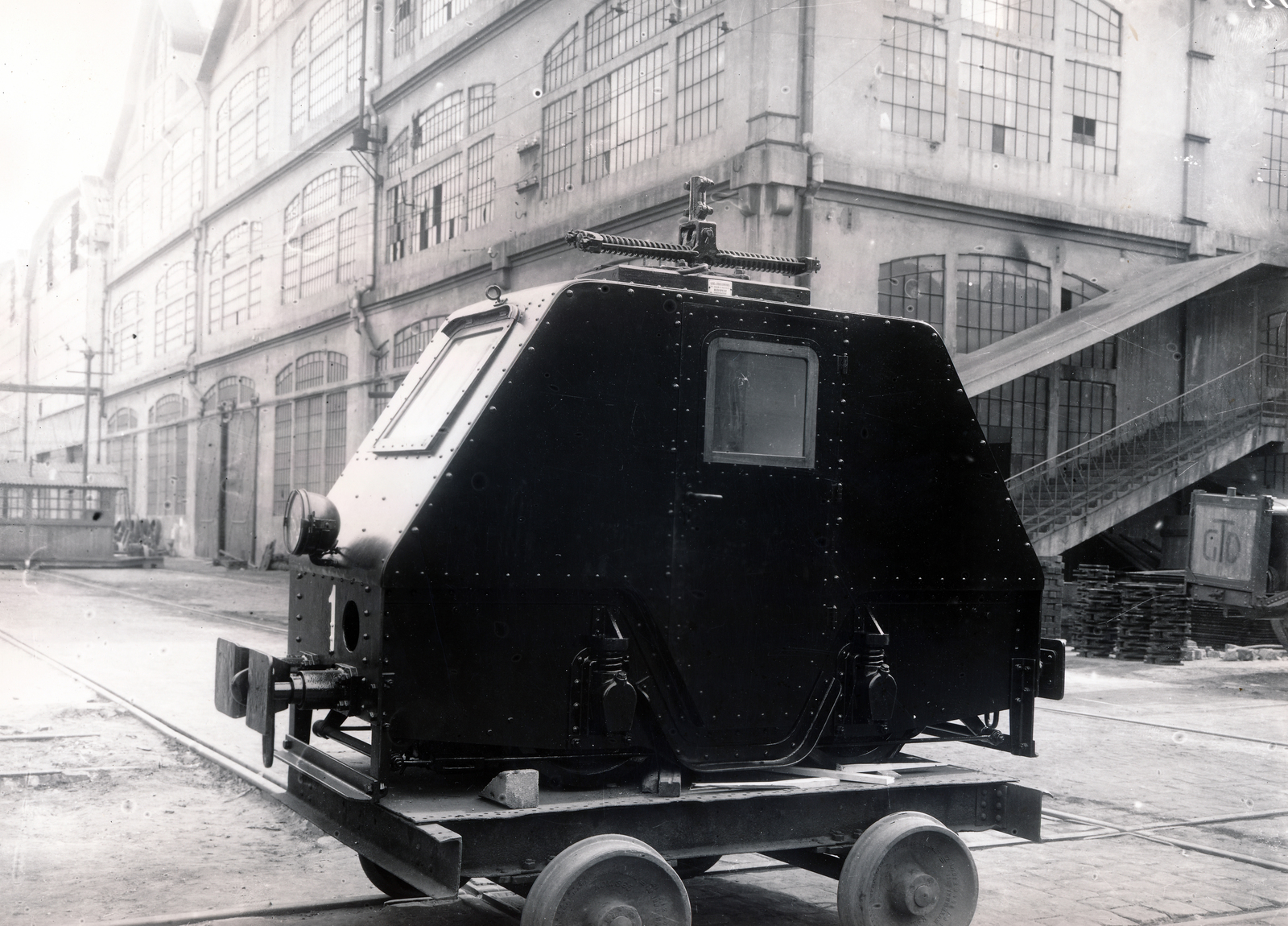 Hungary, Budapest VIII., Kőbányai út 31., a Ganz gyár területe., 1918, Villányi György, Budapest, narrow-gauge railway, Fortepan #170123