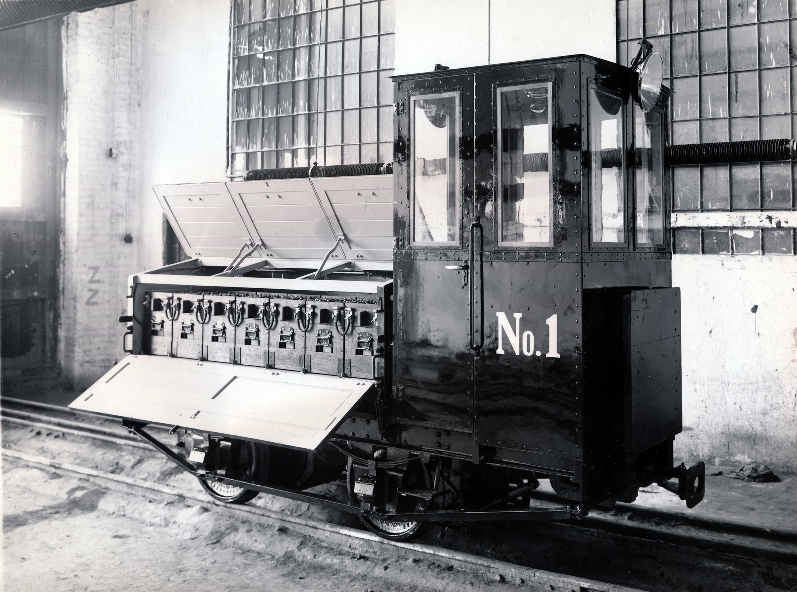 1929, Villányi György, battery, electric locomotive, narrow-gauge railway, Fortepan #170287