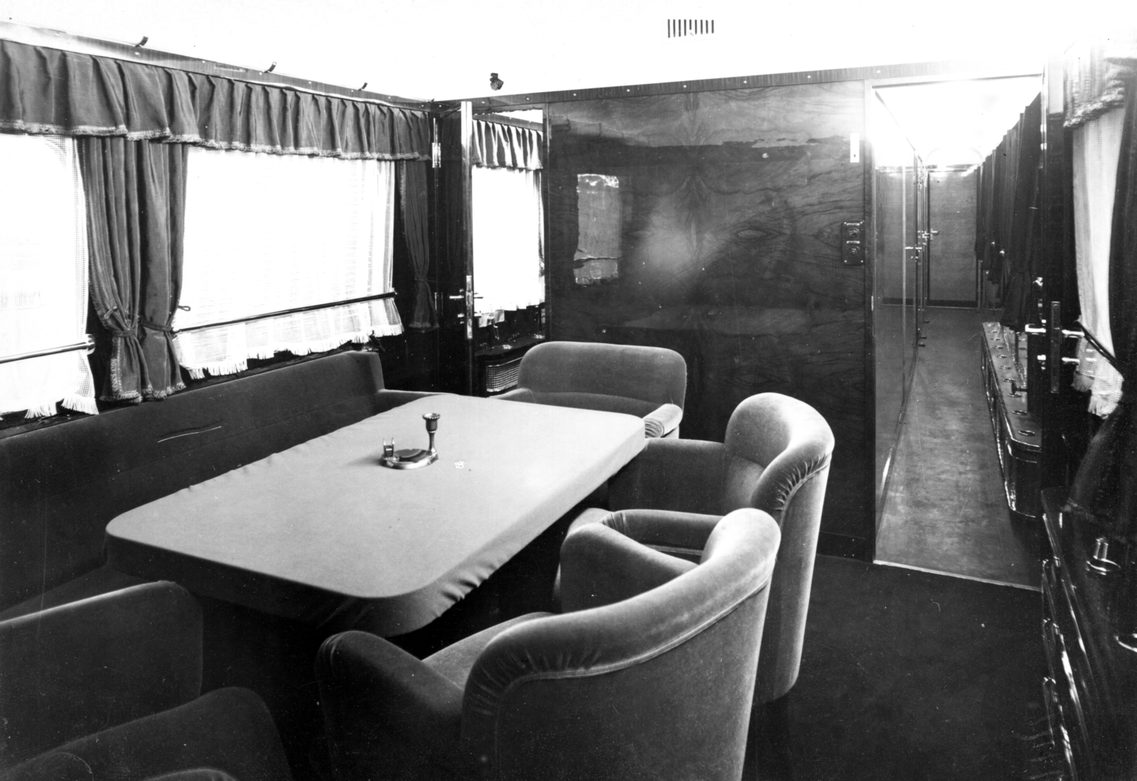 1939, Villányi György, coach, interior, railway, Fortepan #170343