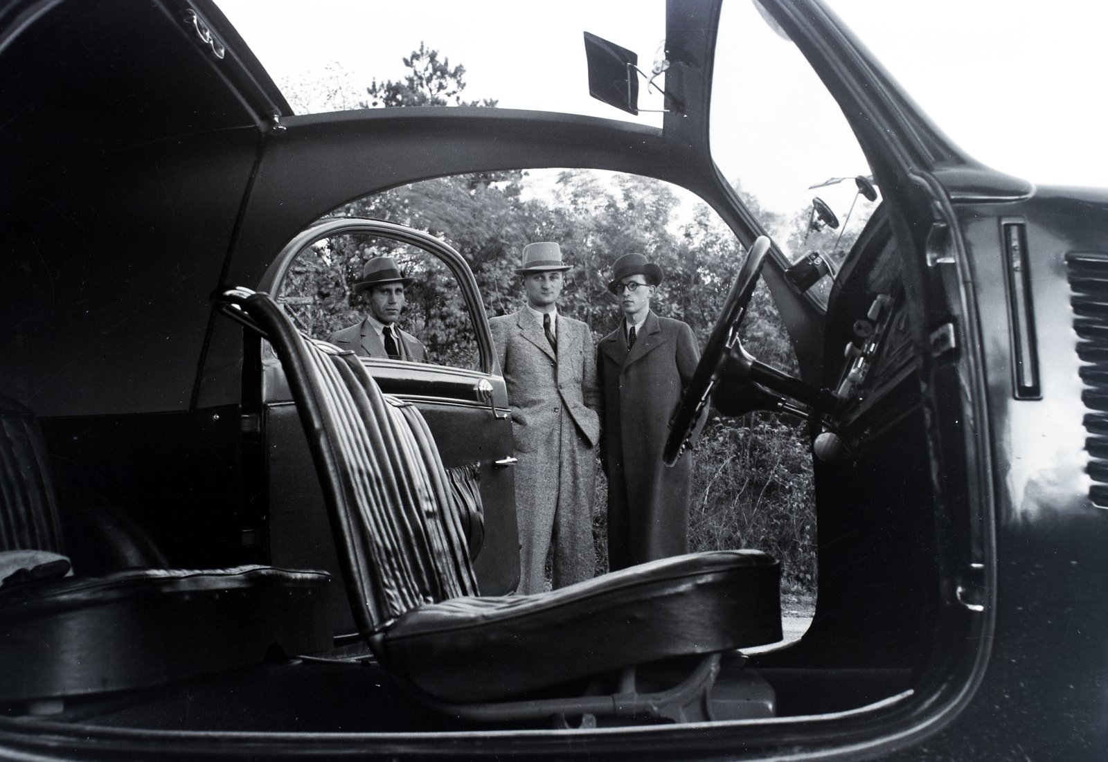 1934, Privát Fotó és Film Archívum-Höfler Tibor gyűjtemény, vehicle interior, Fortepan #170360