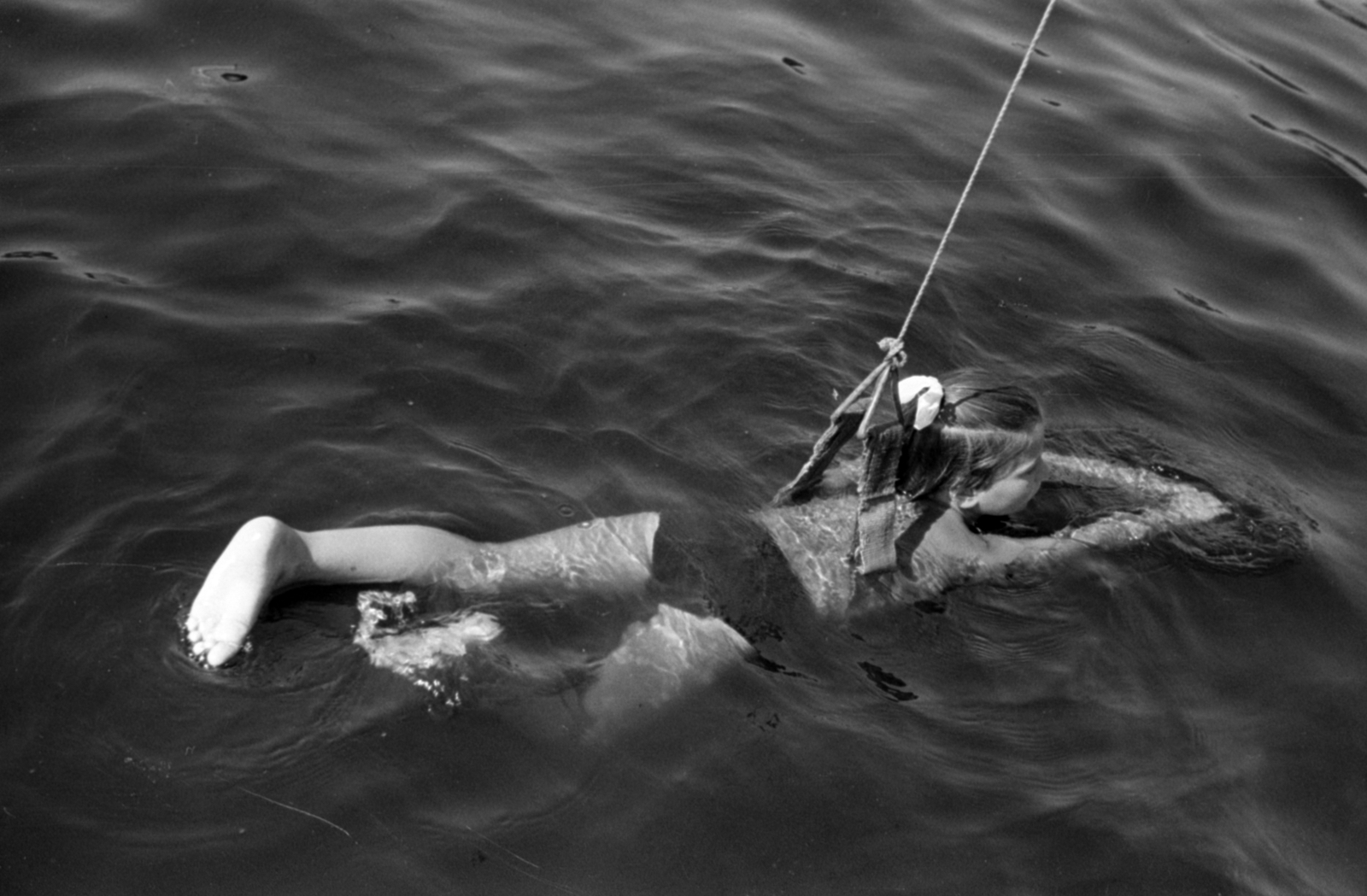 Hungary, Hajdúszoboszló, gyógyfürdő., 1955, Sattler Katalin, swimming, swimming lesson, Fortepan #171135