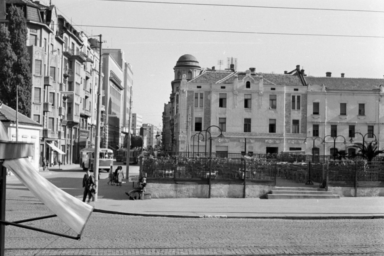 Serbia, Belgrade, ulica Pariska, szemben az ulica Uzun Mirkova., 1955, Sattler Katalin, Yugoslavia, street view, Fortepan #171164