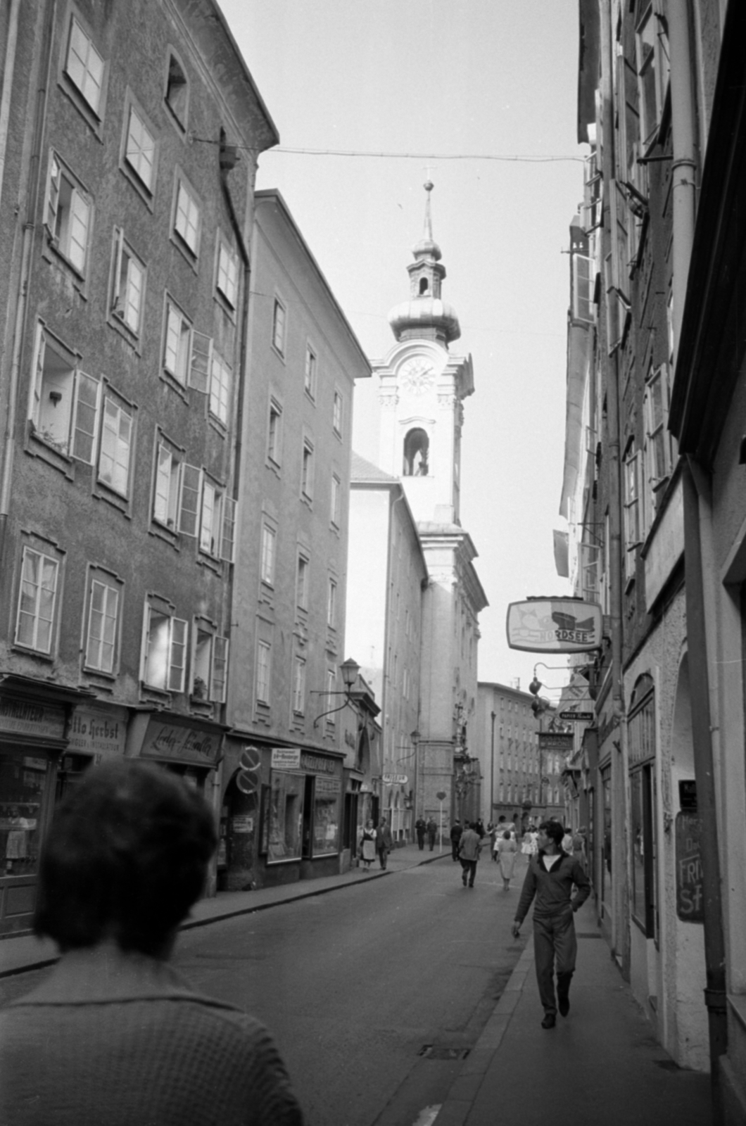 Austria, Salzburg, Linzer Gasse, szemben a Sebastianskirche., 1959, Sattler Katalin, church, street view, Fortepan #171331