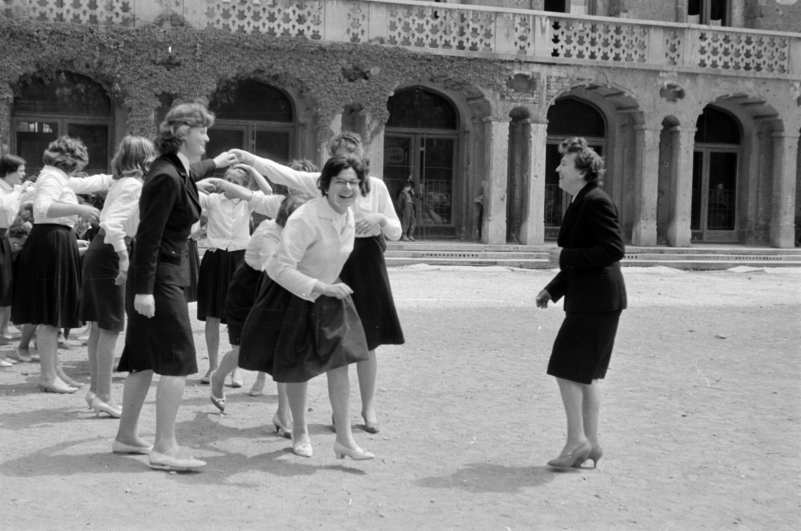 Hungary, Budapest II., Lorántffy Zsuzsanna utca 3., Móricz Zsigmond Gimnázium (később Baár-Madas Református Gimnázium, Általános Iskola és Diákotthon)., 1961, Sattler Katalin, Budapest, Fortepan #171467