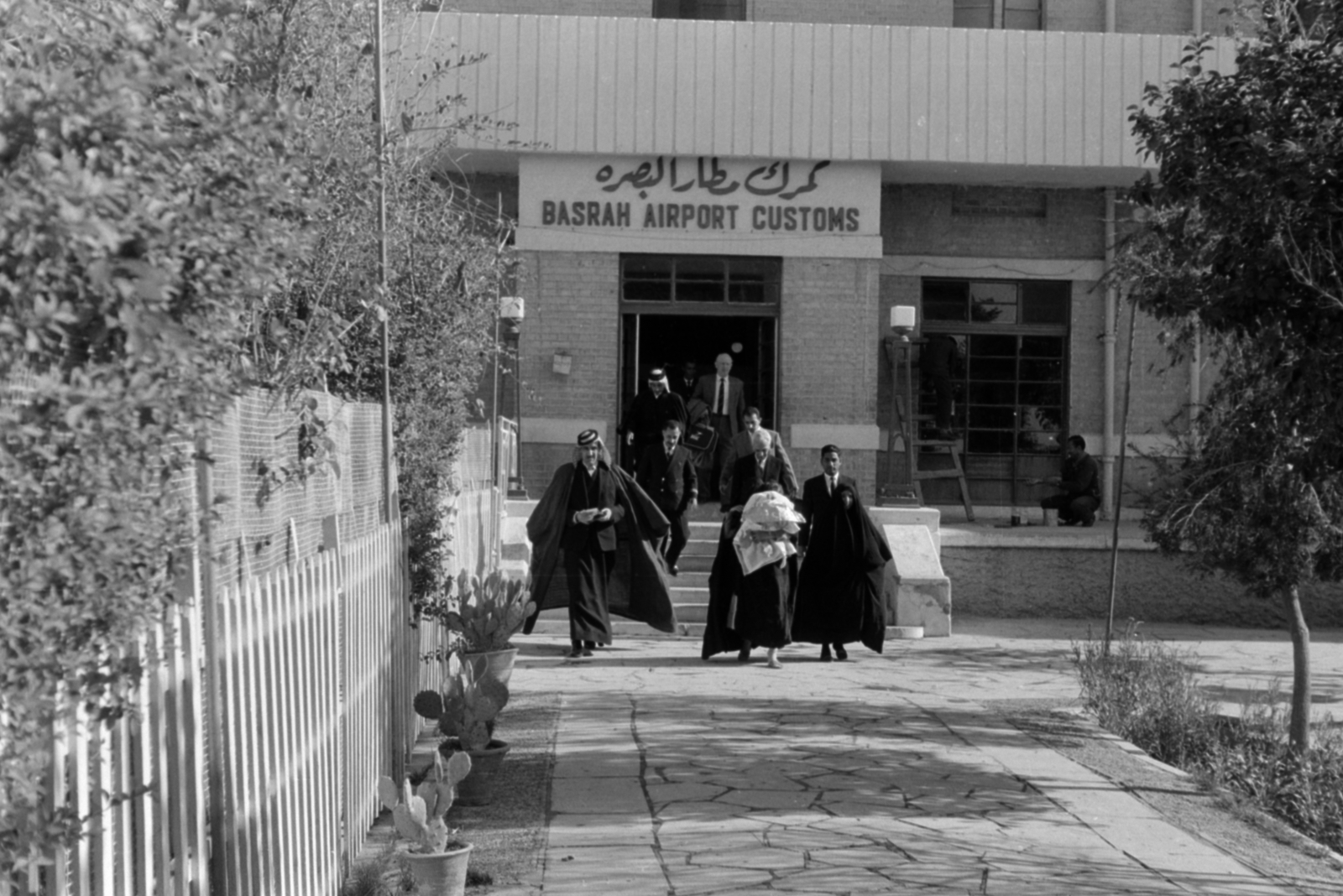 Iraq, Basra, a Basrah nemzetközi repülőtér., 1964, Sattler Katalin, Fortepan #171546