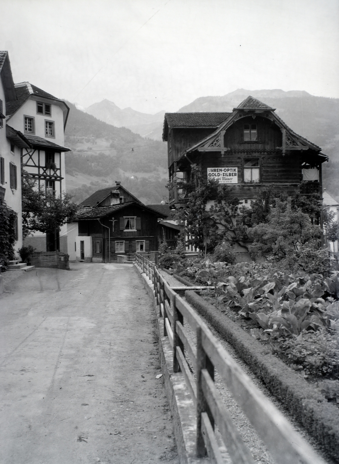 Austria, Schruns, Batloggstrasse 2., Haus an der Litz (jobbra)., 1932, Sütő János, Fortepan #171647