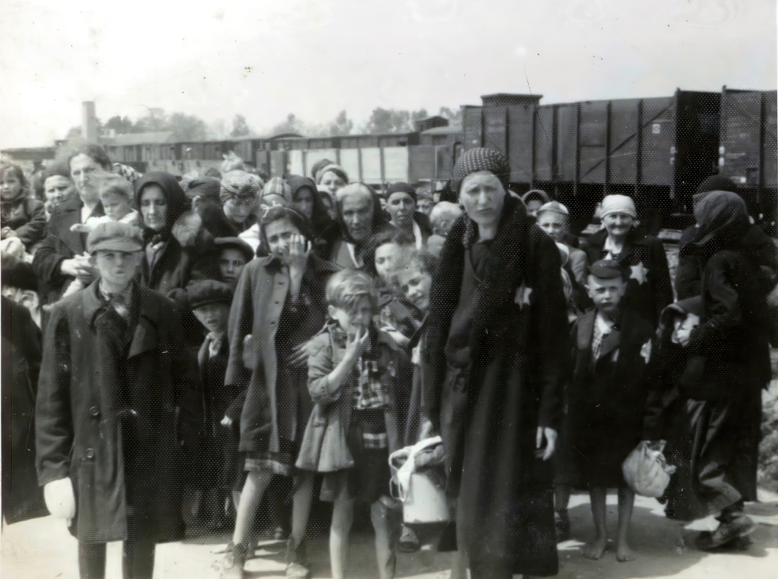 Lengyelország, Oświęcim, az auschwitz–birkenaui koncentrációs tábor., 1944, Lili Jacob, holokauszt, antiszemitizmus, koncentrációs tábor, deportálóvonat, Fortepan #172051