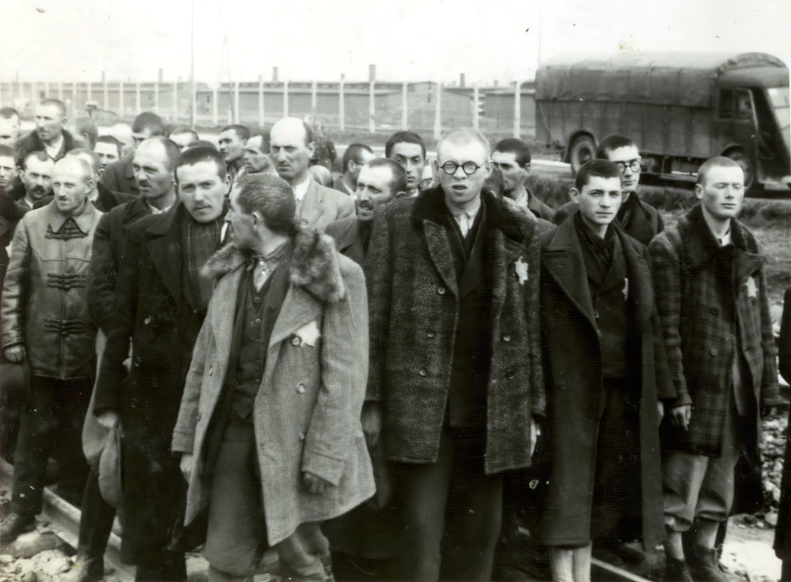 Poland, Oświęcim, az auschwitz–birkenaui koncentrációs tábor., 1944, Lili Jacob, holocaust, Bocskai coat, antisemitism, concentration camp, Fortepan #172059