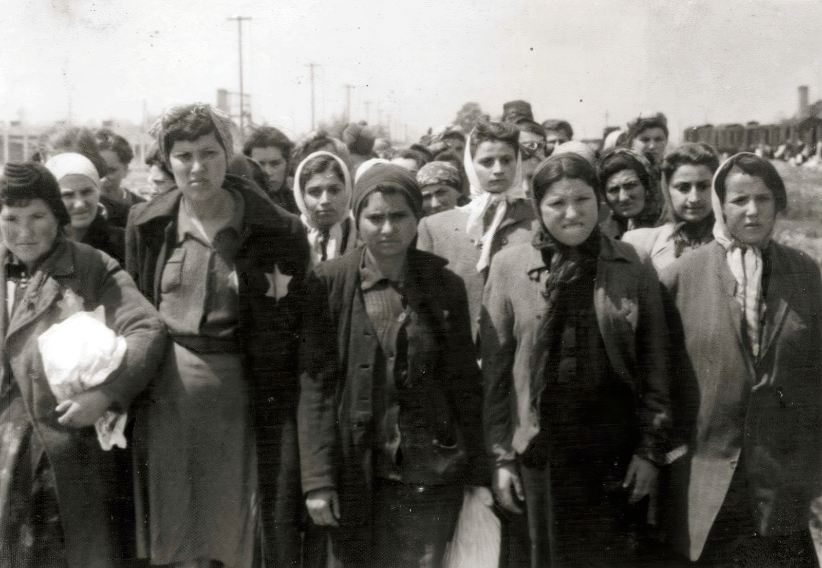 Lengyelország, Oświęcim, az auschwitz–birkenaui koncentrációs tábor., 1944, Lili Jacob, holokauszt, antiszemitizmus, koncentrációs tábor, deportálóvonat, Fortepan #172082